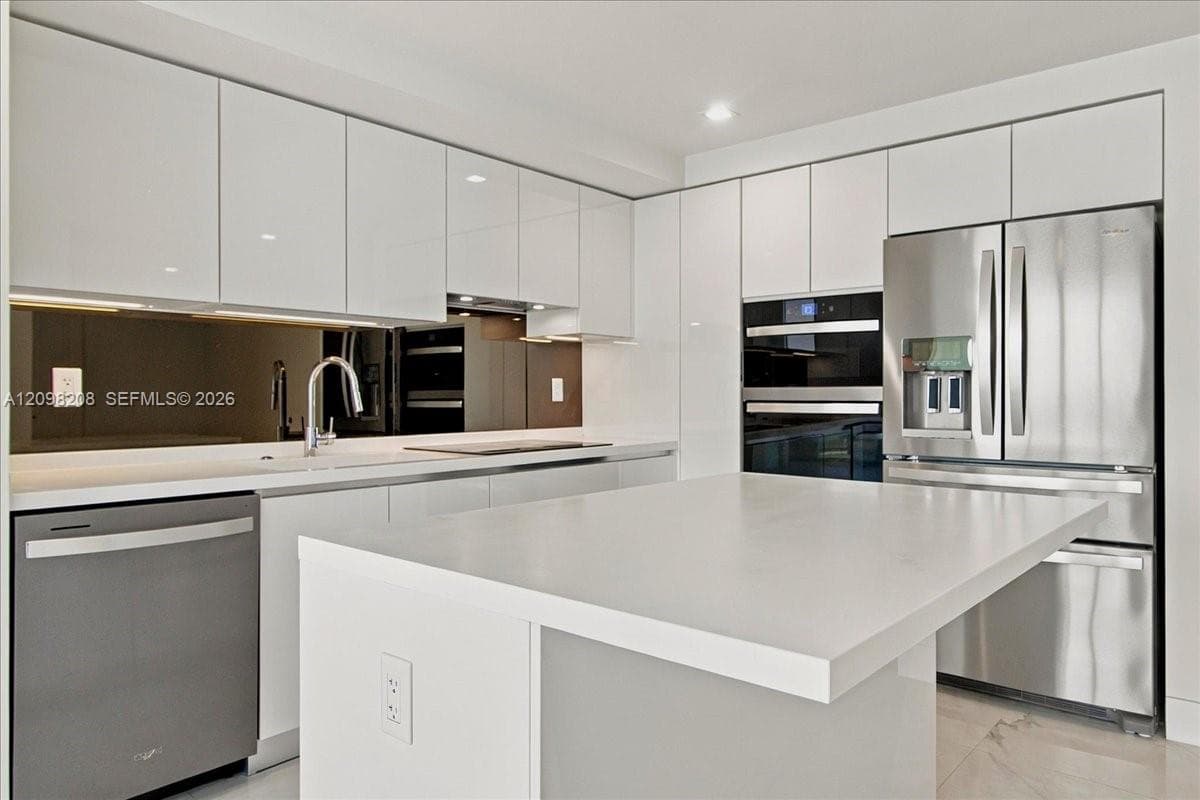 Oasis West · #2109 in Hallandale Beach - Photo 33