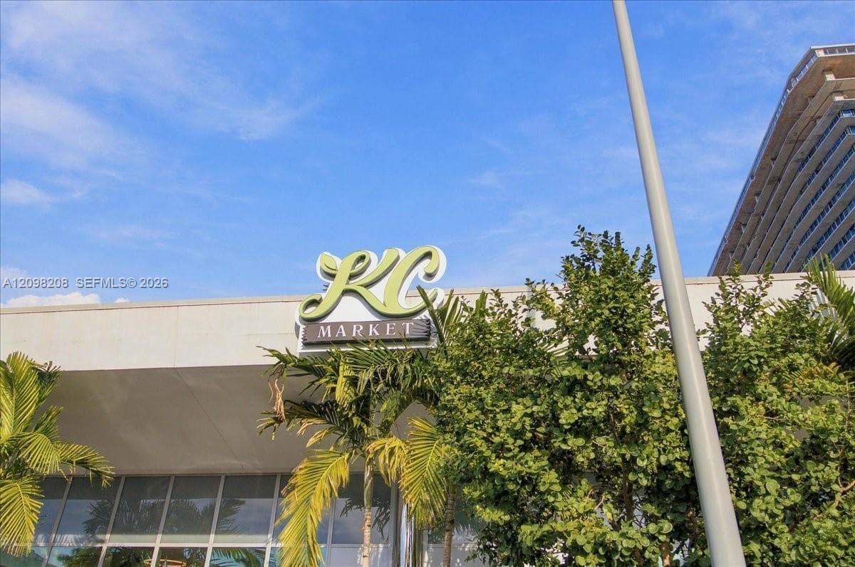 Oasis West · #2109 in Hallandale Beach - Photo 37