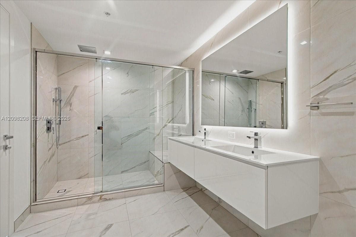 Oasis West · #2109 in Hallandale Beach - Photo 19