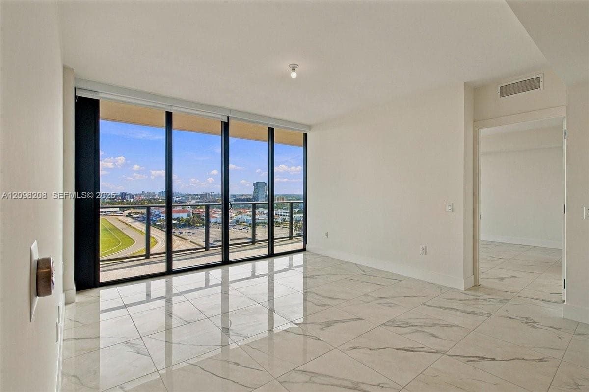 Oasis West · #2109 in Hallandale Beach - Photo 35