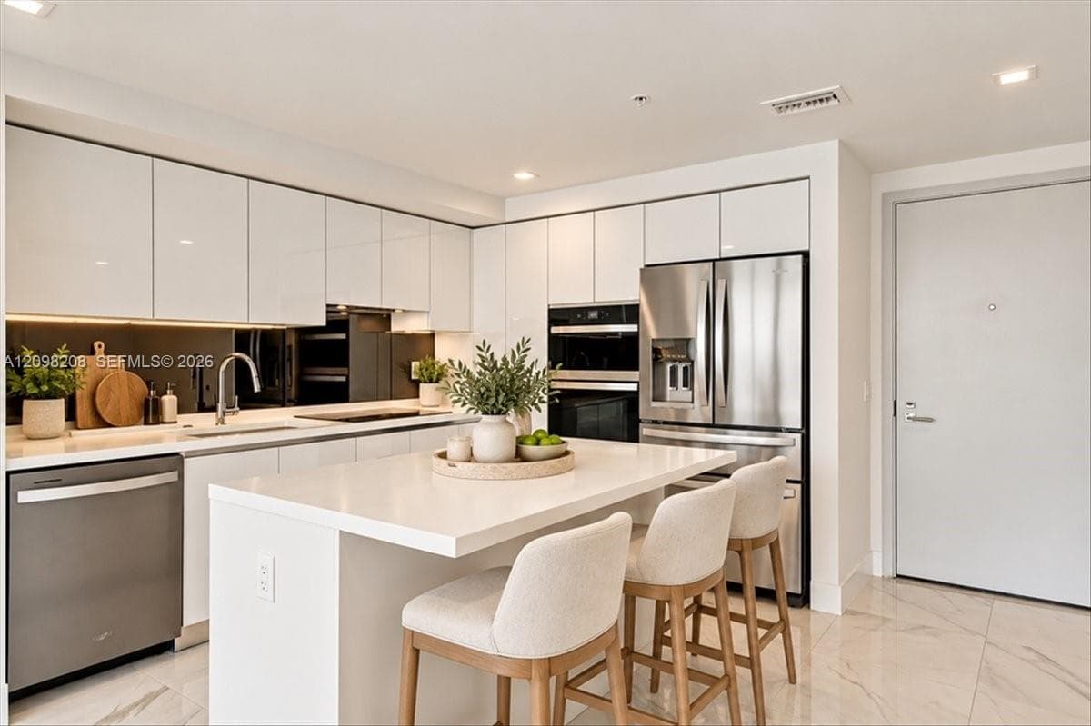 Oasis West · #2109 in Hallandale Beach - Photo 8