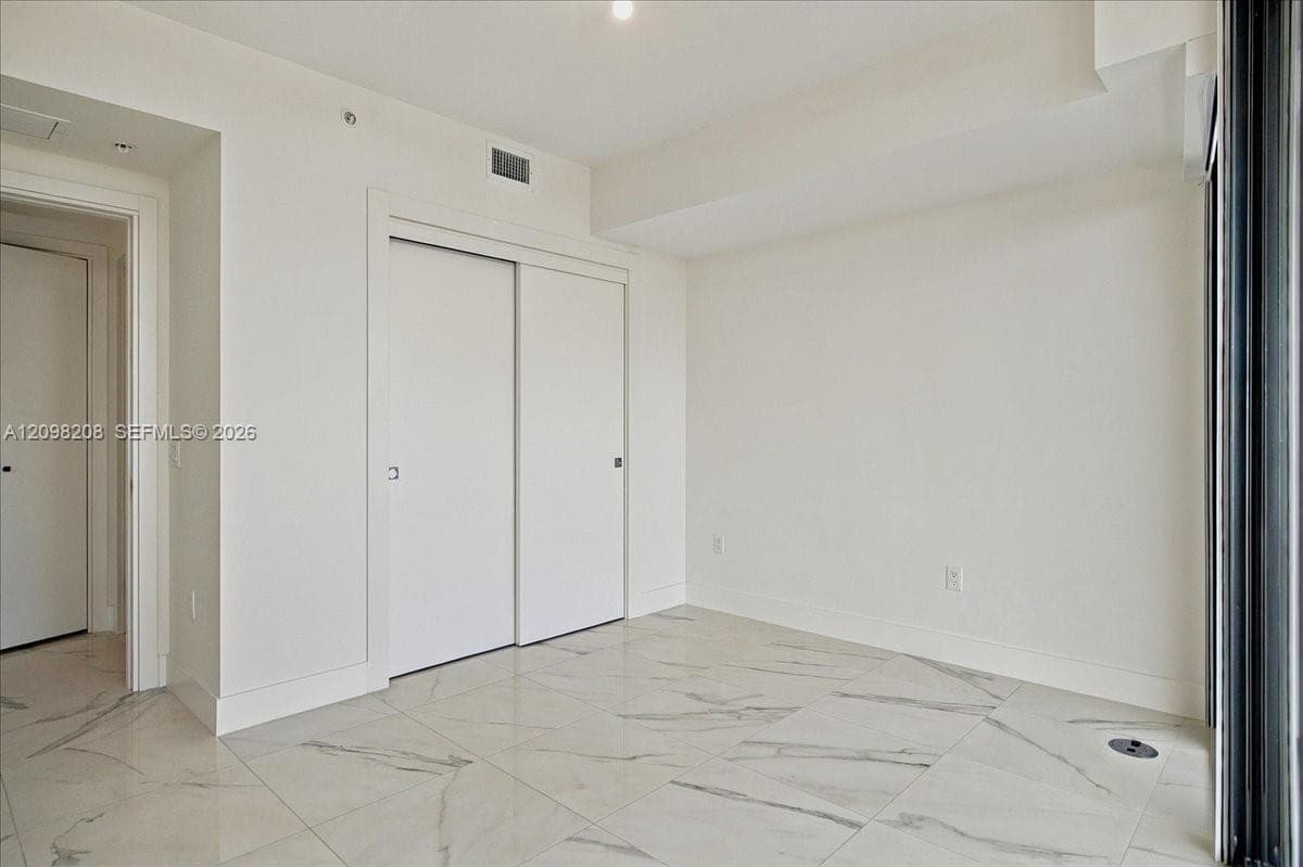Oasis West · #2109 in Hallandale Beach - Photo 21