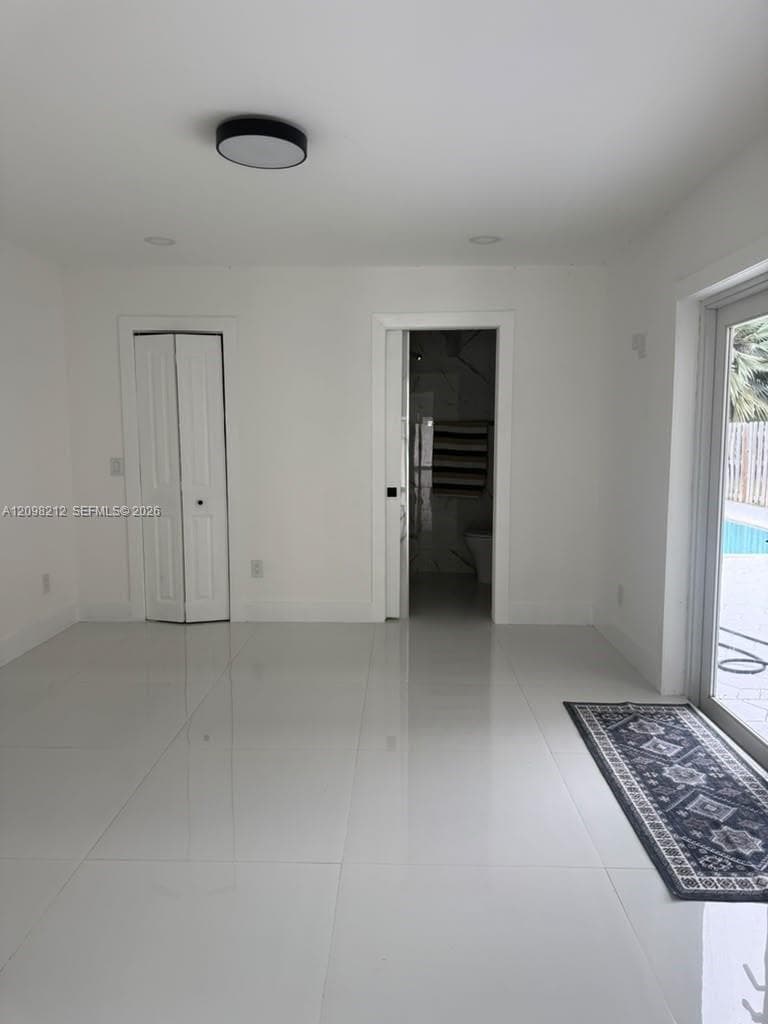14220 SW 111th Ln photo 9