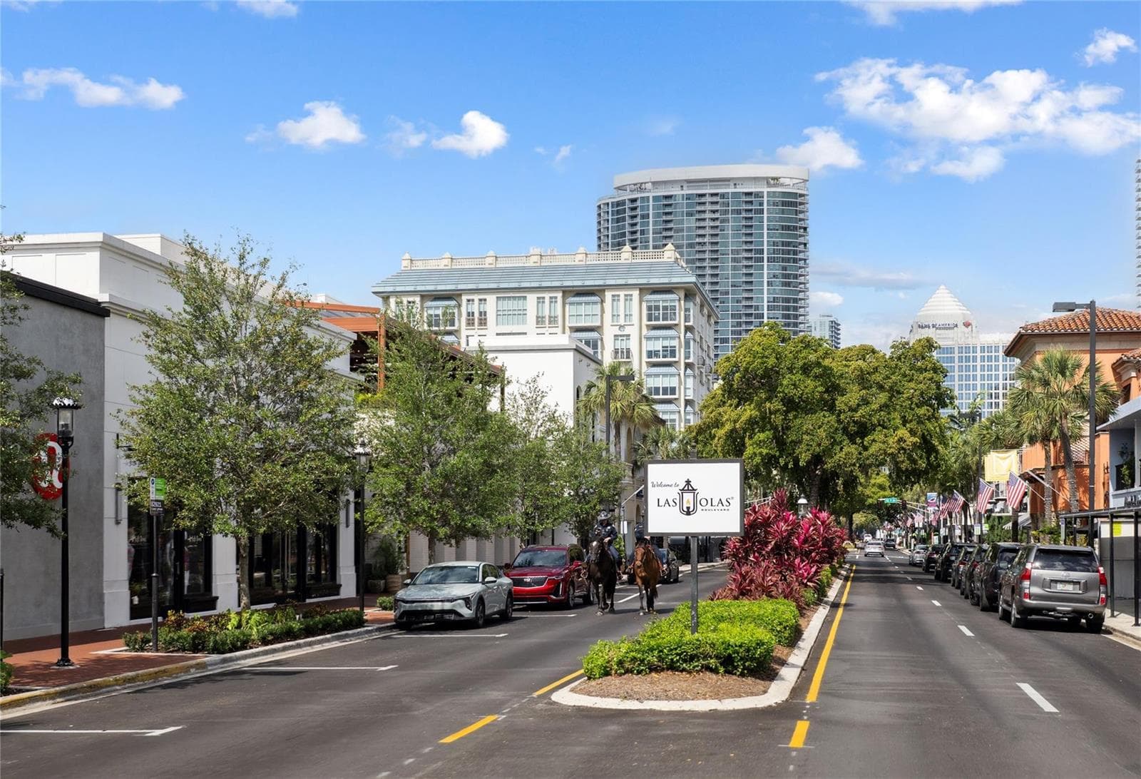 Steps to Las Olas Boulevard
