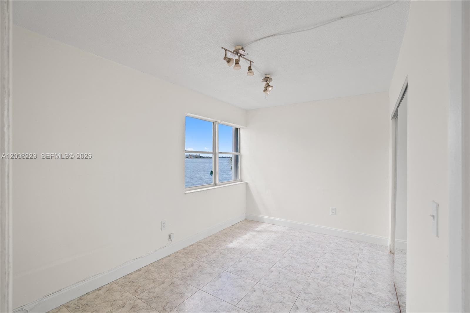 ENCLAVE TOWER CONDO · #3 in Miami Beach - Photo 15