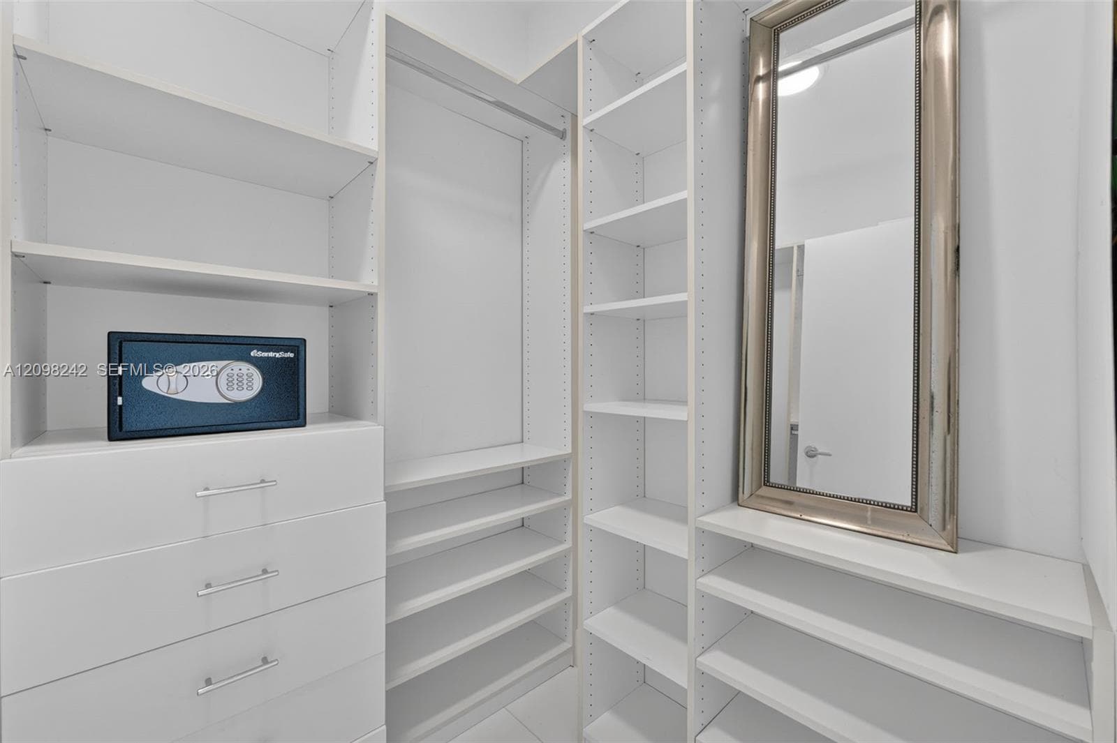 Jade Ocean · #803 in Sunny Isles Beach - Photo 24
