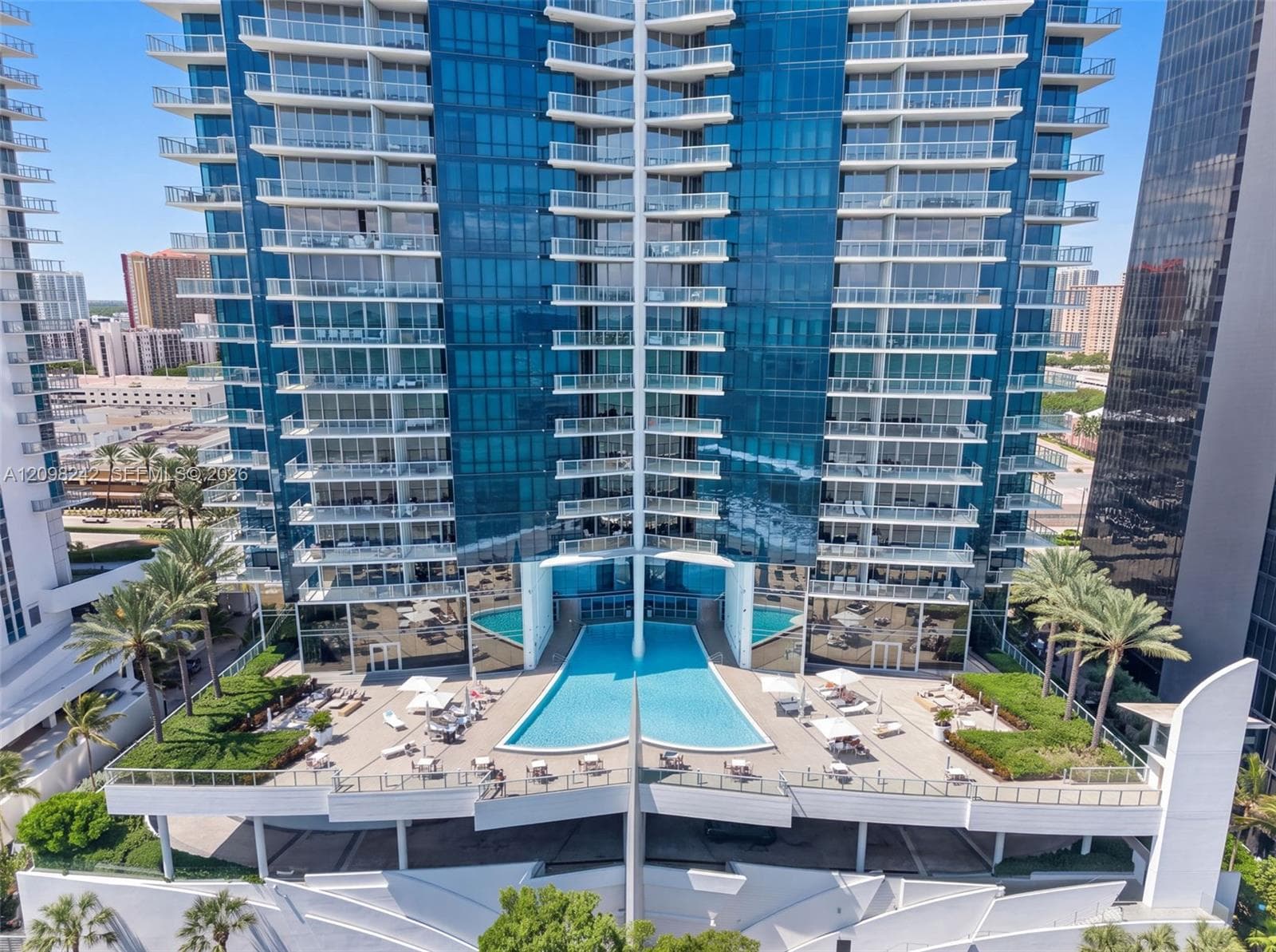 Jade Ocean · #803 in Sunny Isles Beach - Photo 10