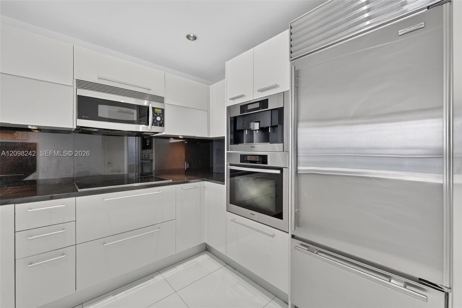 Jade Ocean · #803 in Sunny Isles Beach - Photo 18