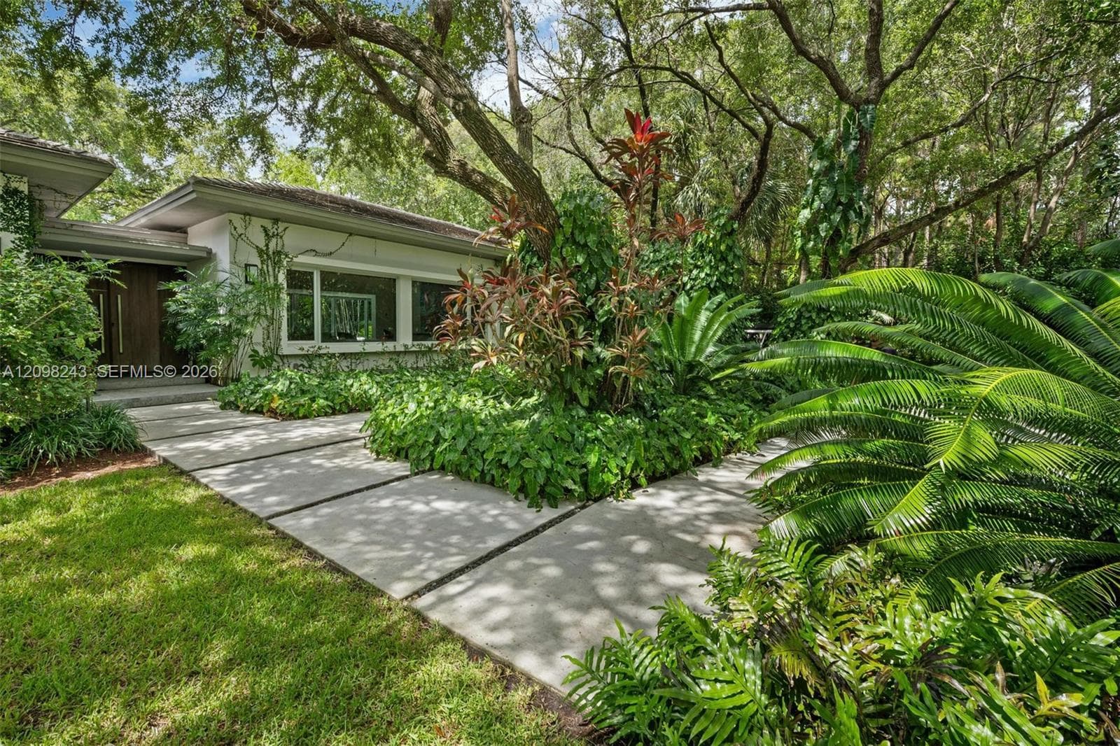 6080 SW 102nd St photo 1