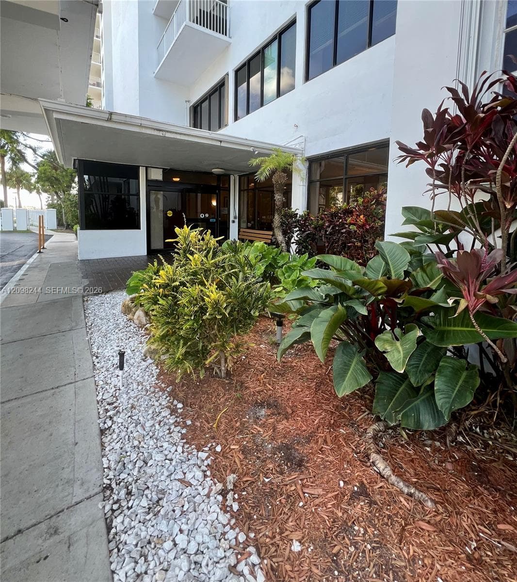 ADMIRALS PORT CONDO WEST · #2110E in Aventura - Photo 36