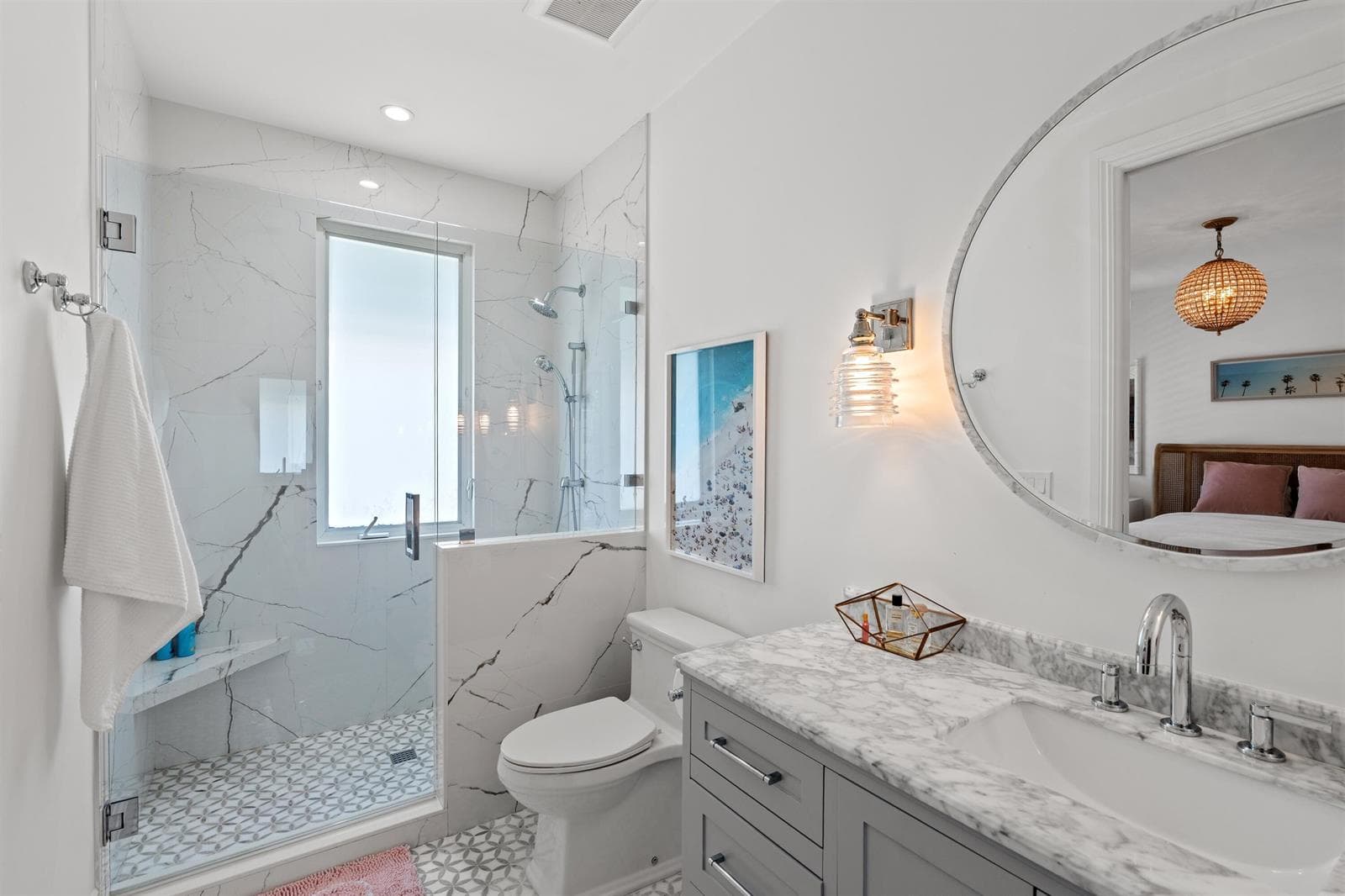 BATHROOM_1_ANGLE