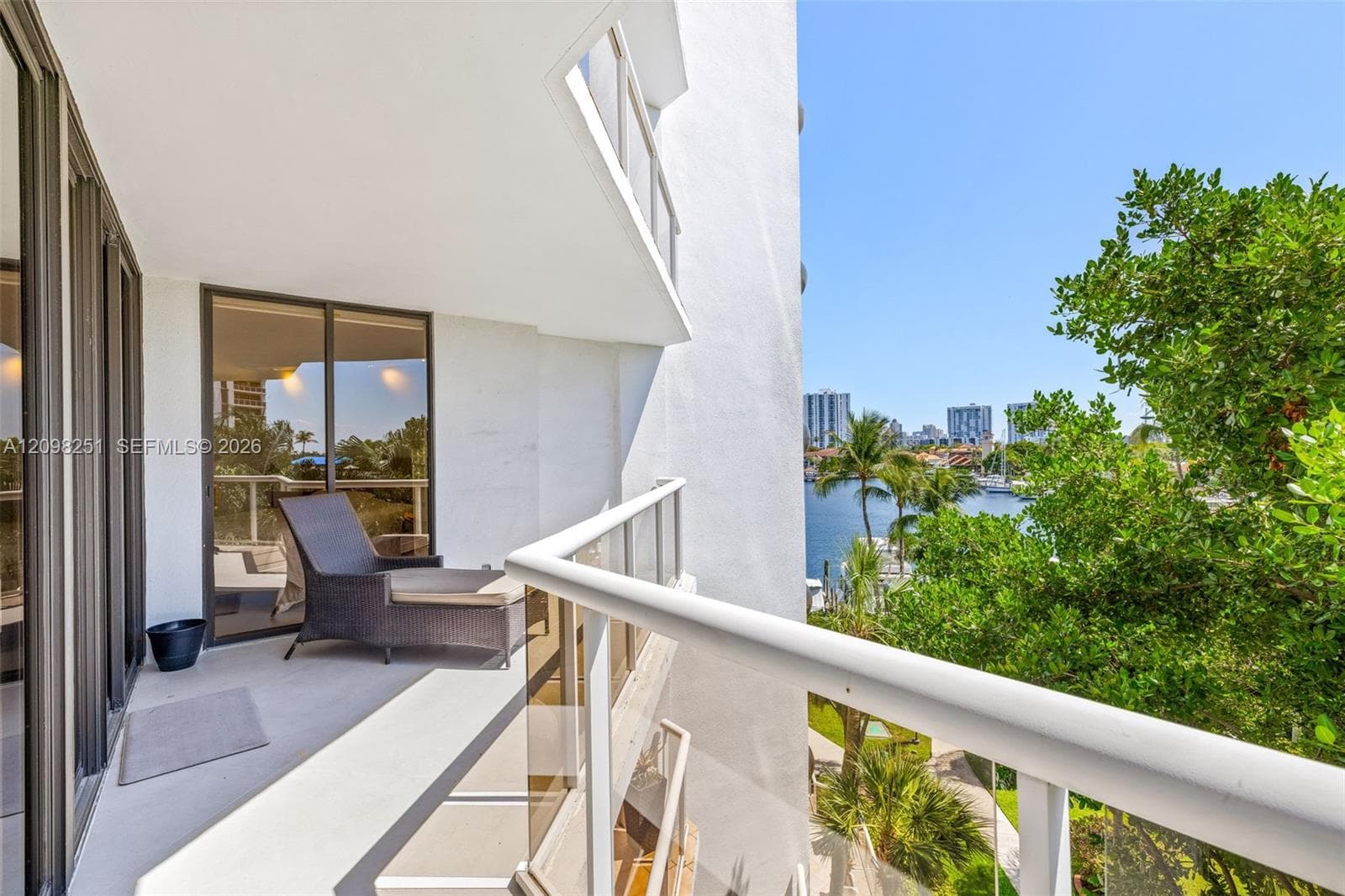 PORTSVIEW @ THE WATERWAYS · #410 in Aventura - Photo 9