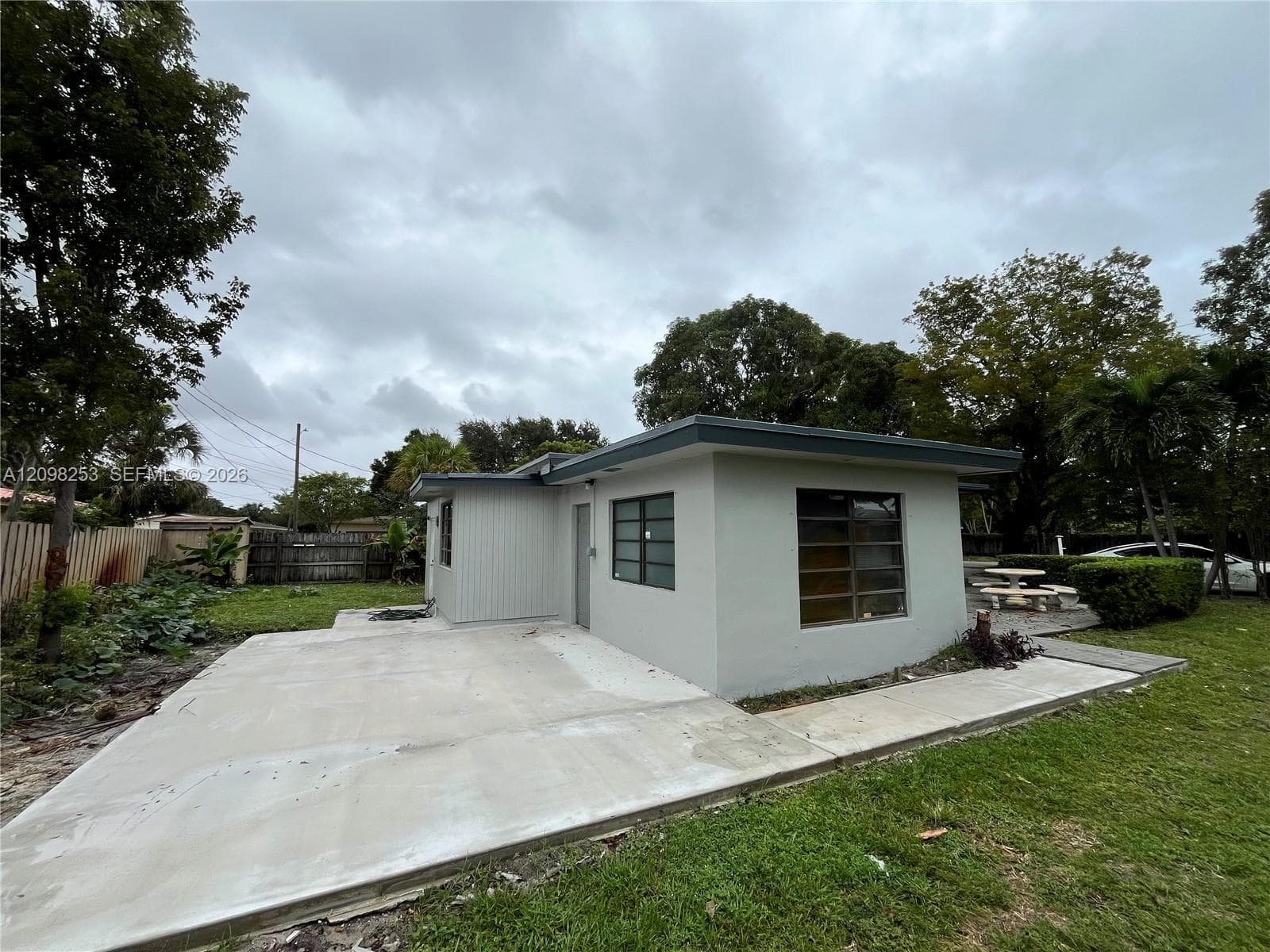 1608 S 19th Ave #house photo 26