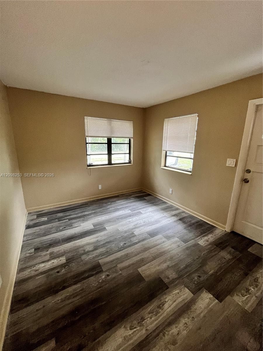 1608 S 19th Ave #house photo 20