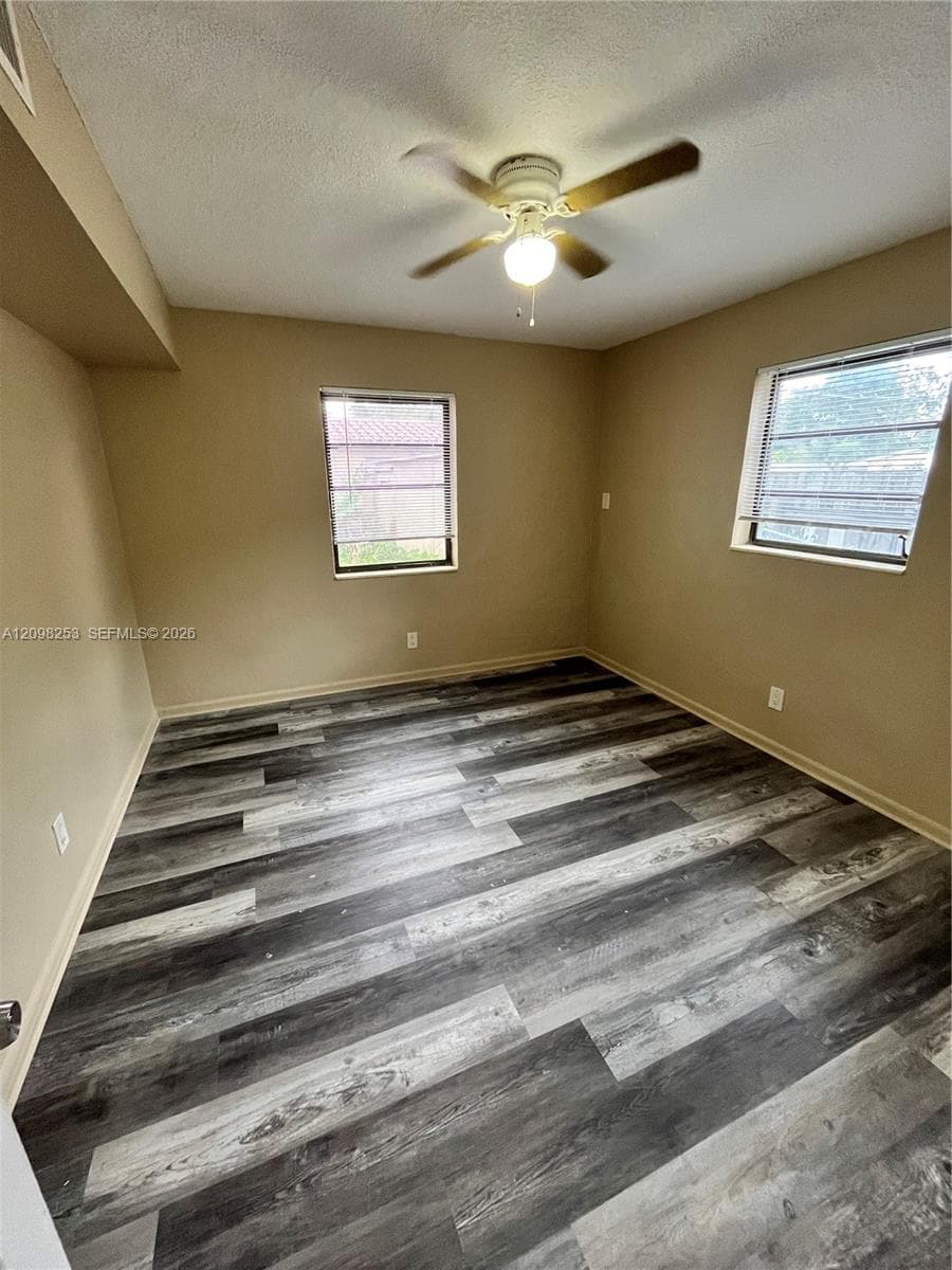 1608 S 19th Ave #house photo 11