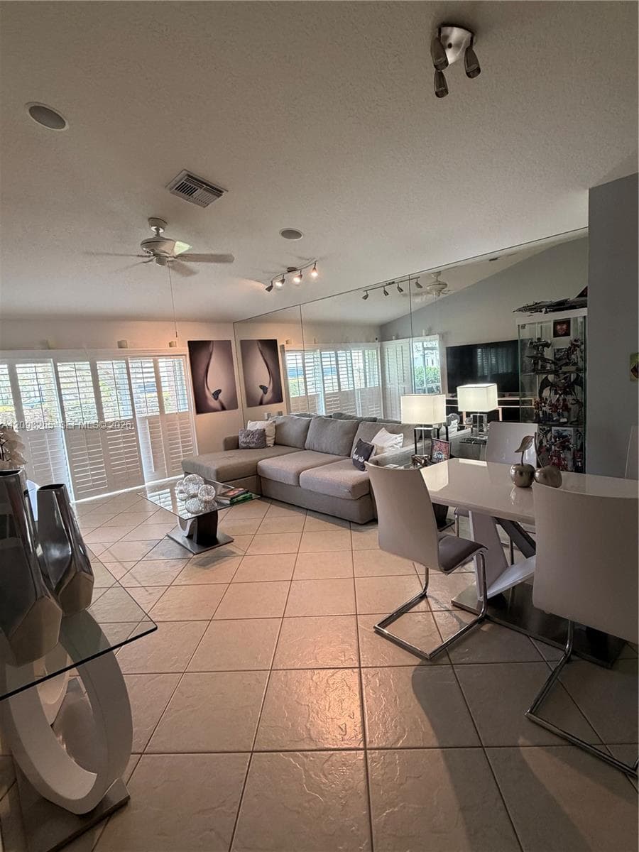 12802 Woodmill Dr photo 6