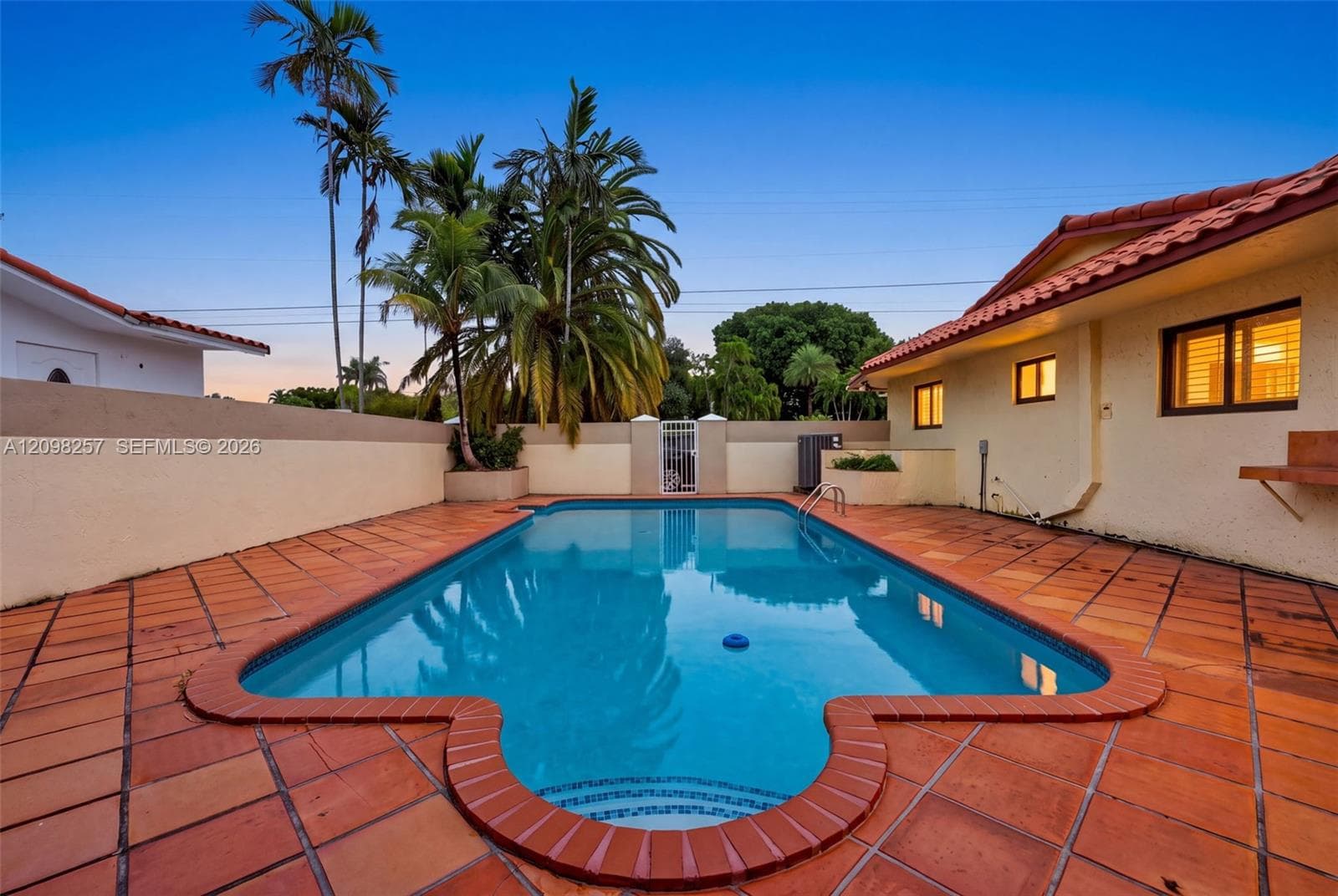 5550 SW 87th Ave photo 46