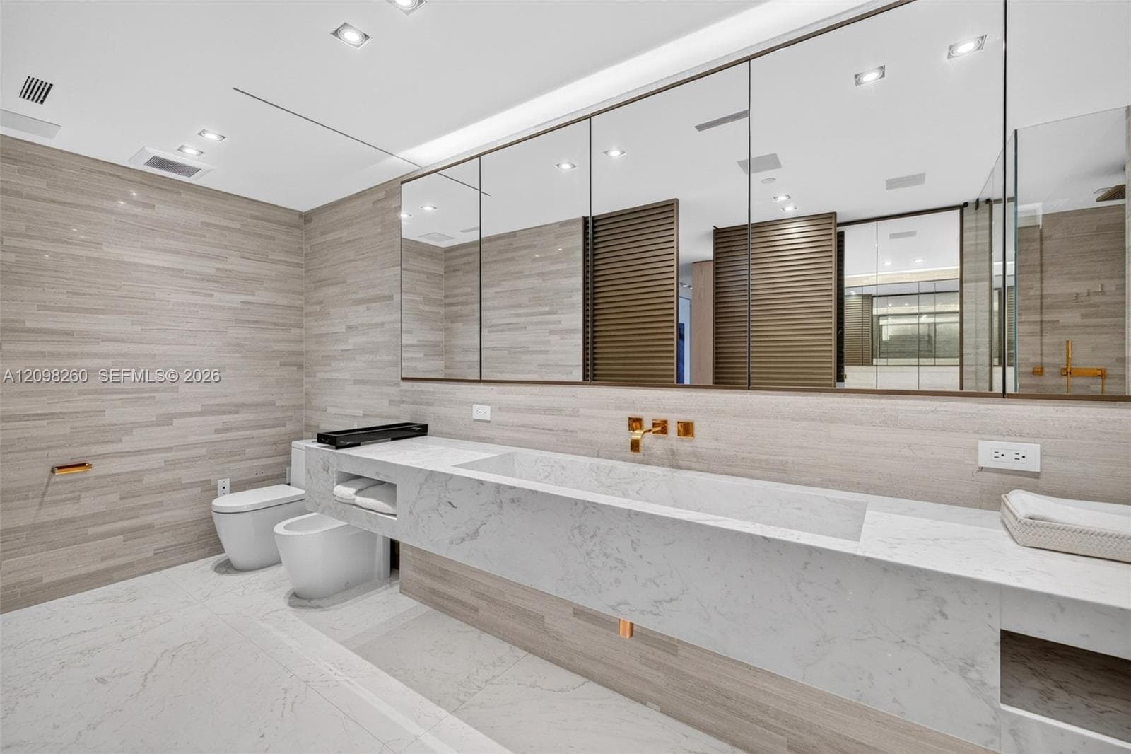 BELLA VISTA · #1103/1104 in Aventura - Photo 38