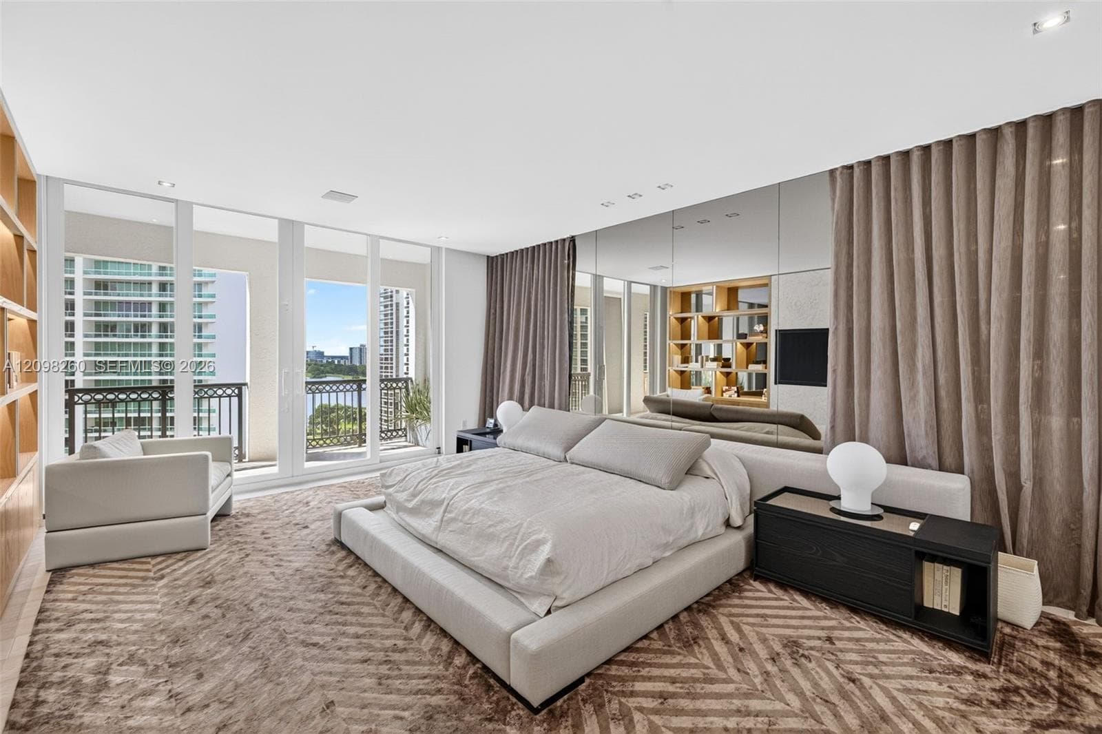 BELLA VISTA · #1103/1104 in Aventura - Photo 33