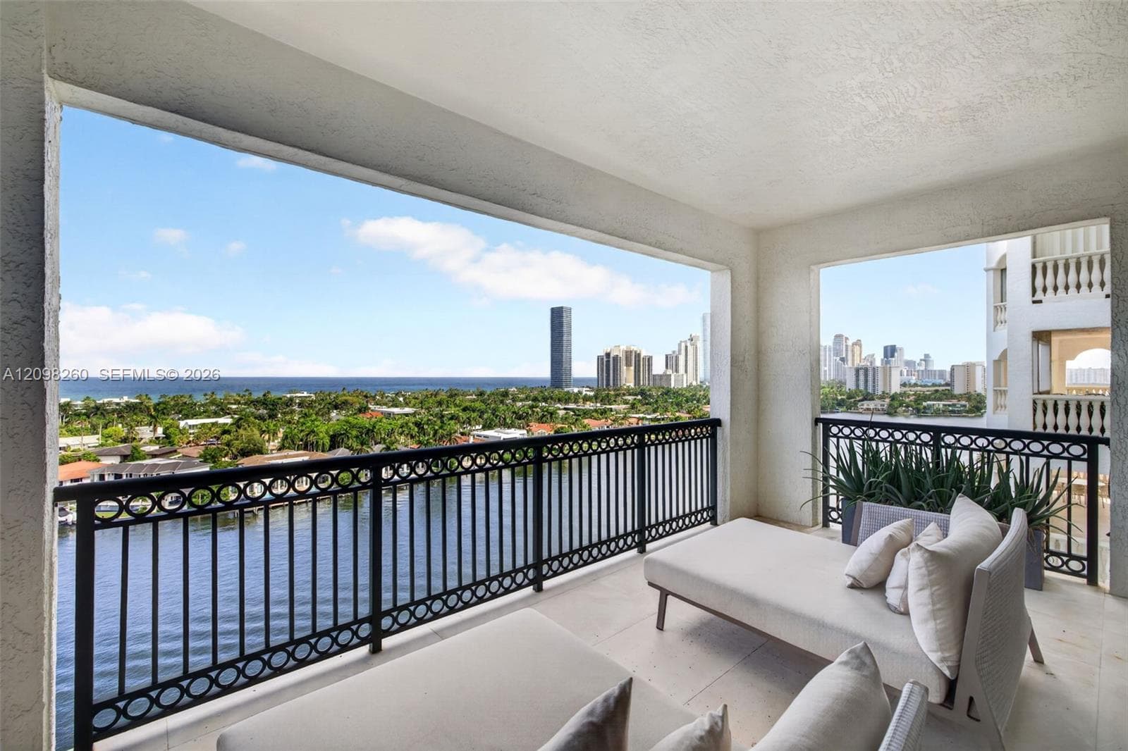 BELLA VISTA · #1103/1104 in Aventura - Photo 45