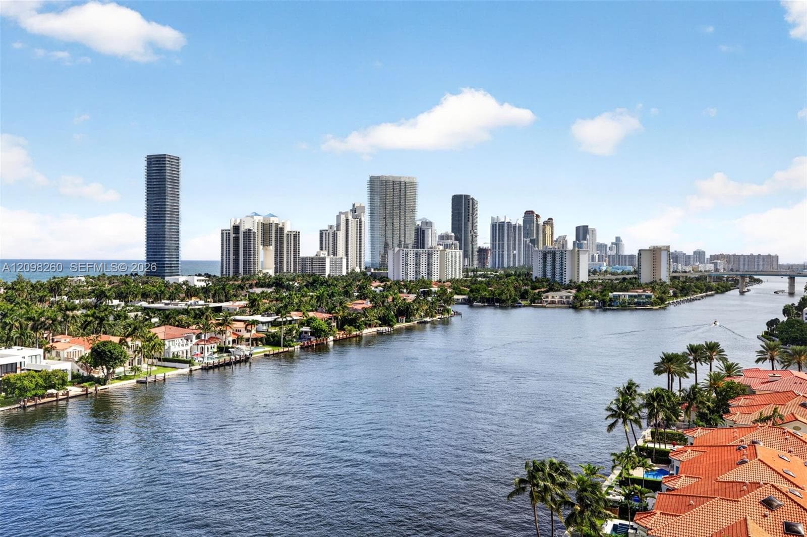 BELLA VISTA · #1103/1104 in Aventura - Photo 11