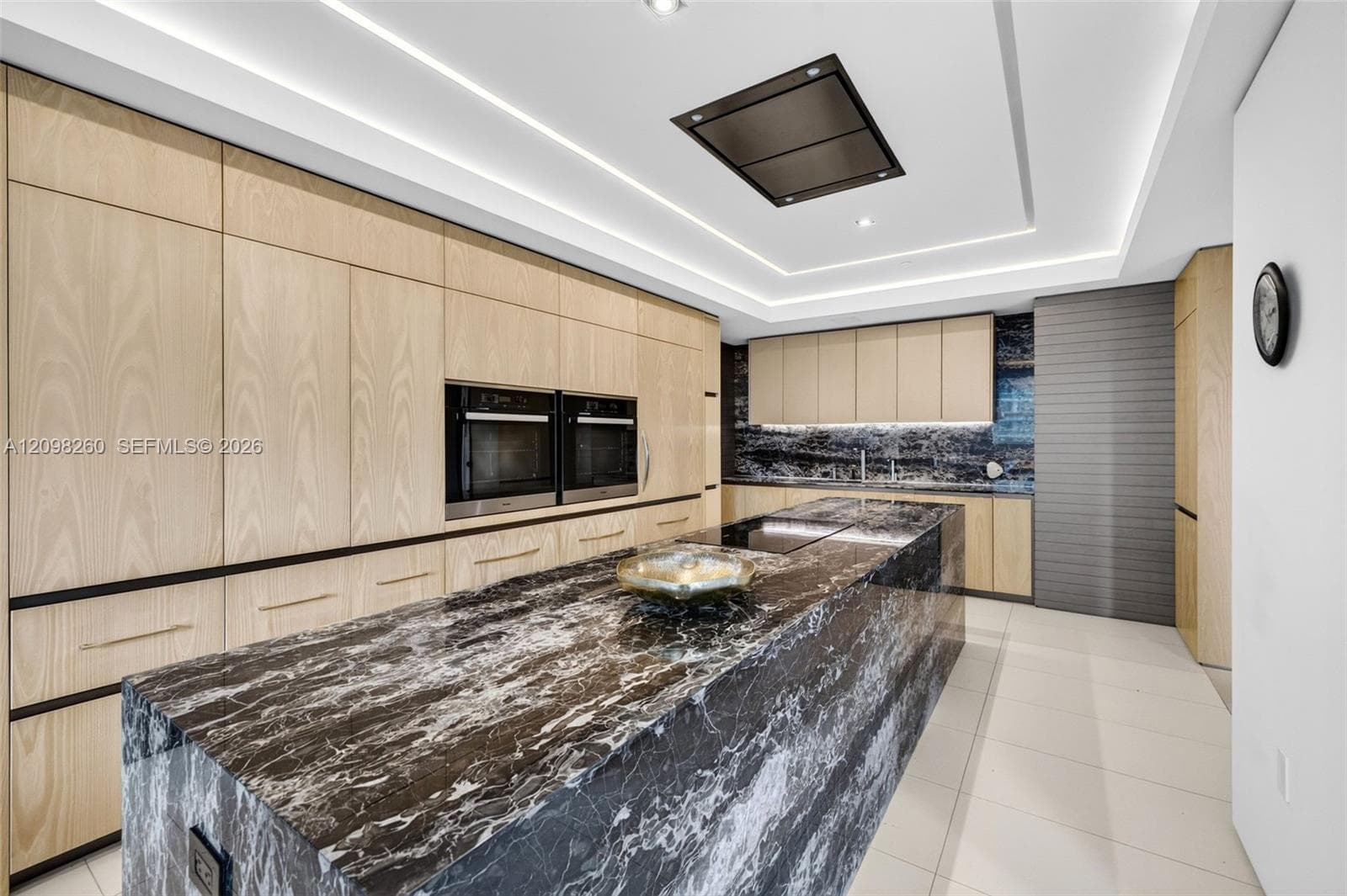 BELLA VISTA · #1103/1104 in Aventura - Photo 19
