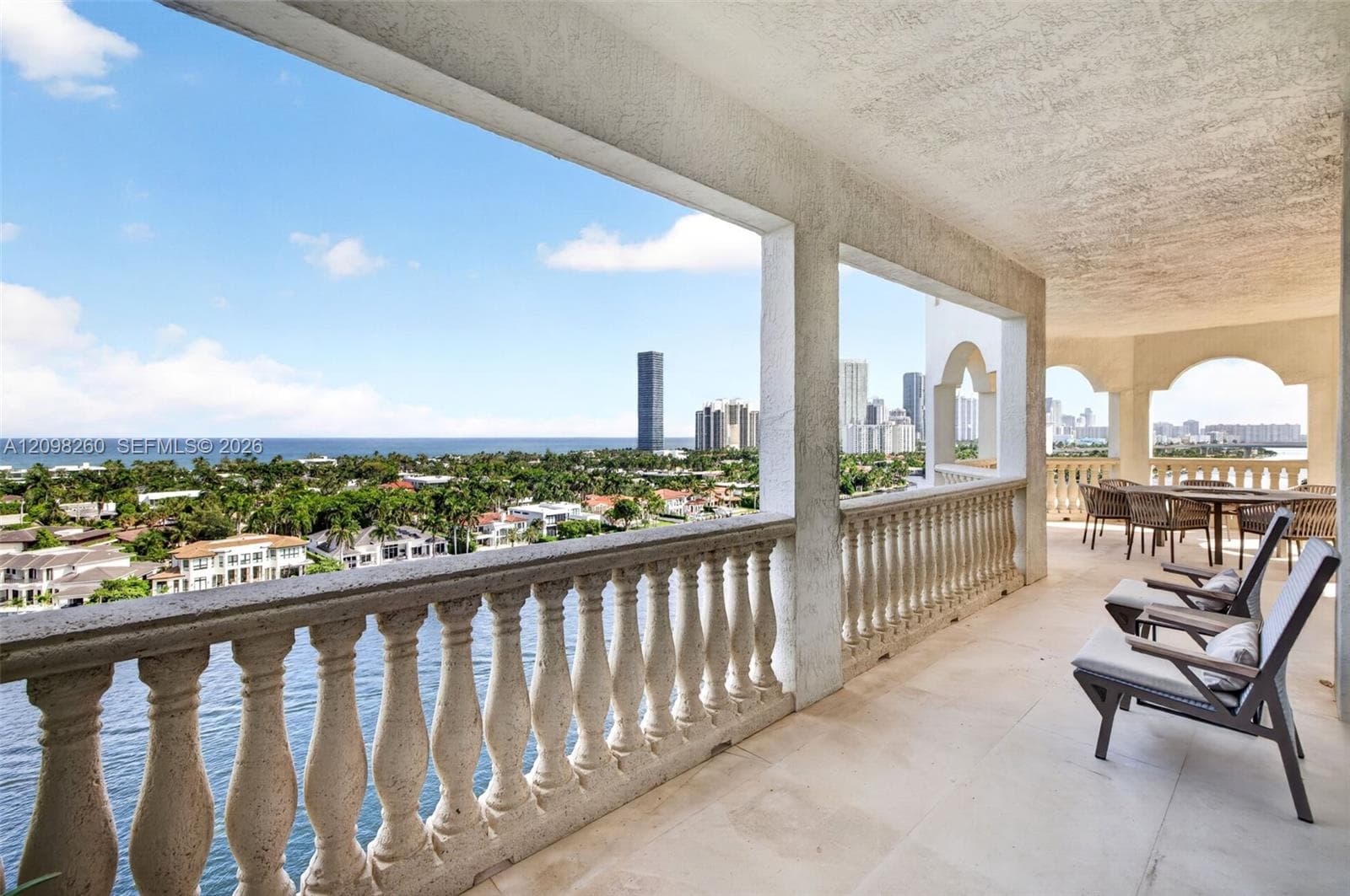 BELLA VISTA · #1103/1104 in Aventura - Photo 31