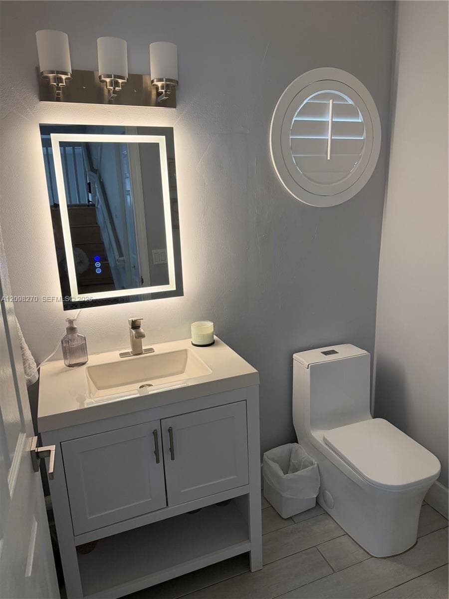 Guess bathroom