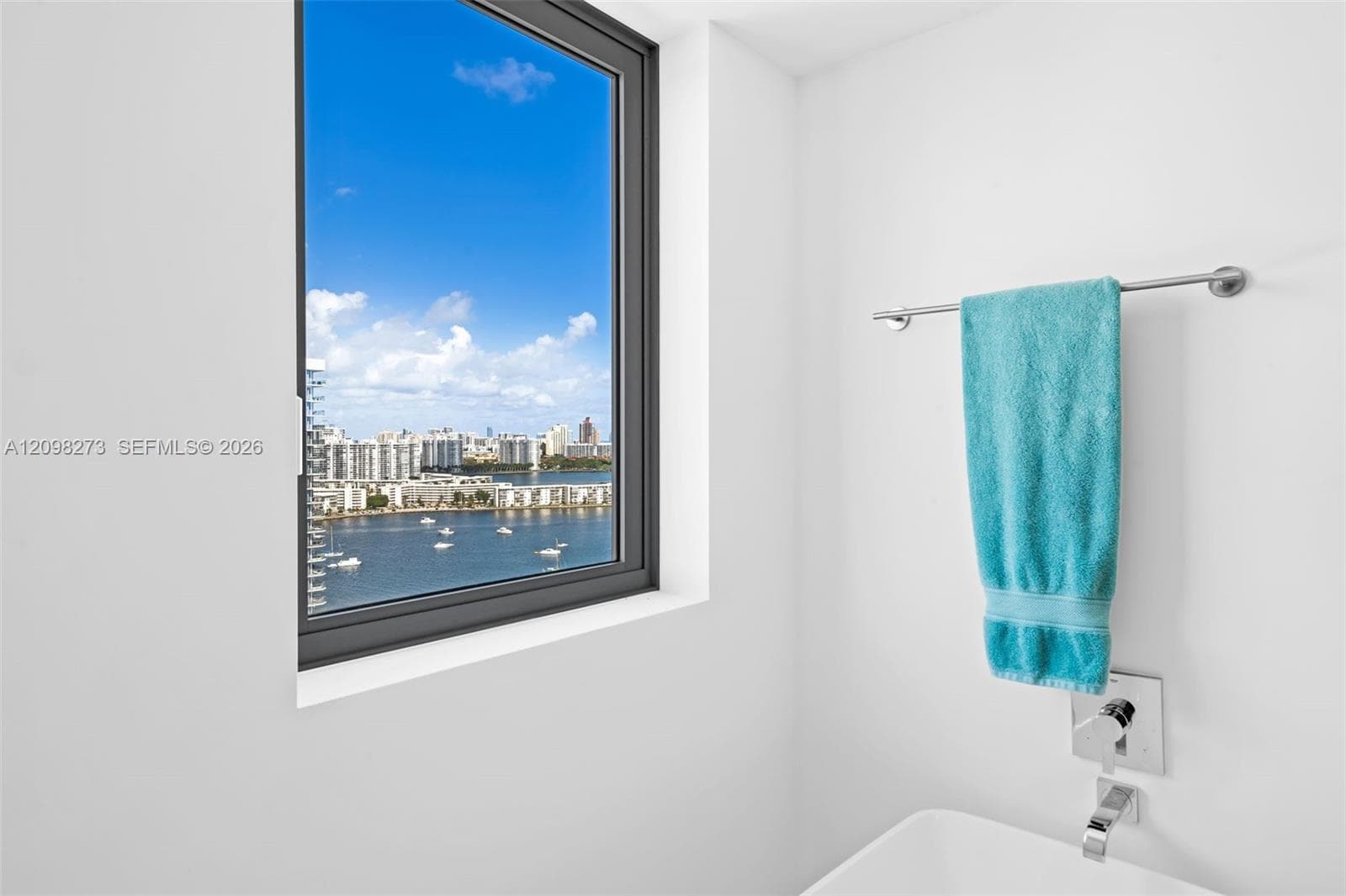Marina Palms · #2103 in North Miami Beach - Photo 15