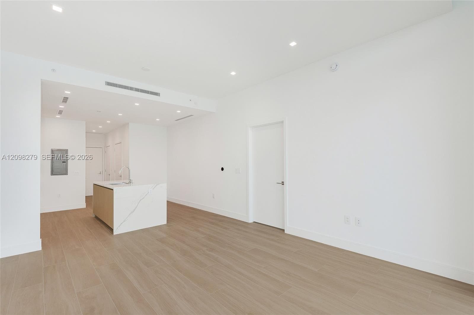 One Park Tower · #610 in North Miami - Photo 7