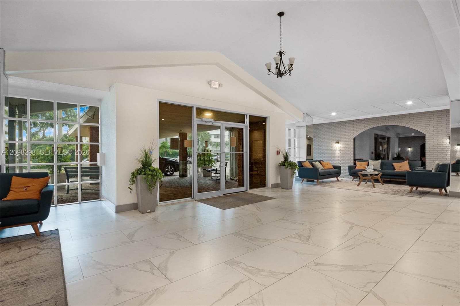 Longwood Towers · #506 in Bay Harbor Islands - Photo 22