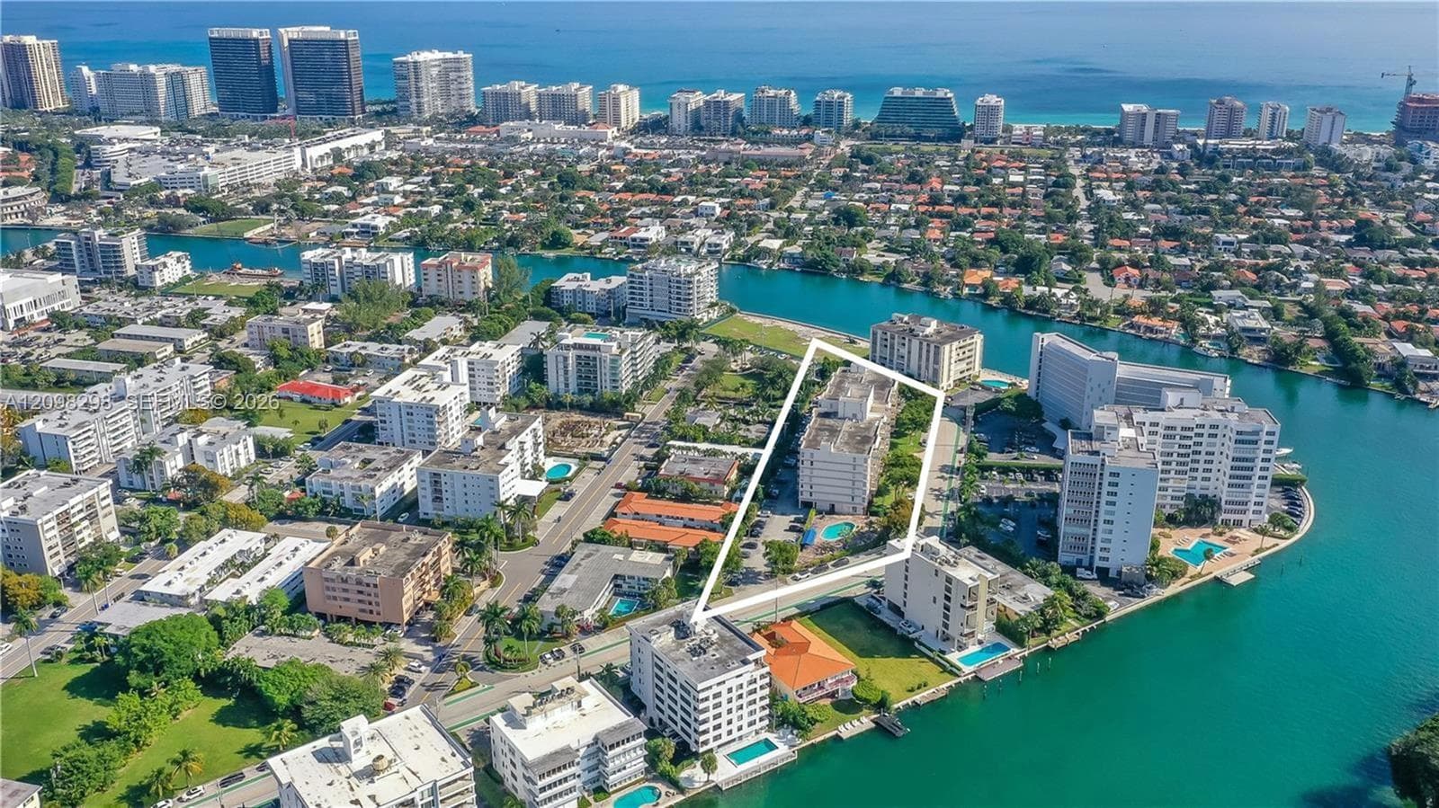 Longwood Towers · #506 in Bay Harbor Islands - Photo 28