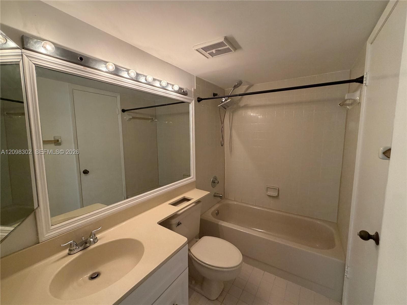 KENLAND WALK CONDO III · #207-5 in Miami - Photo 18