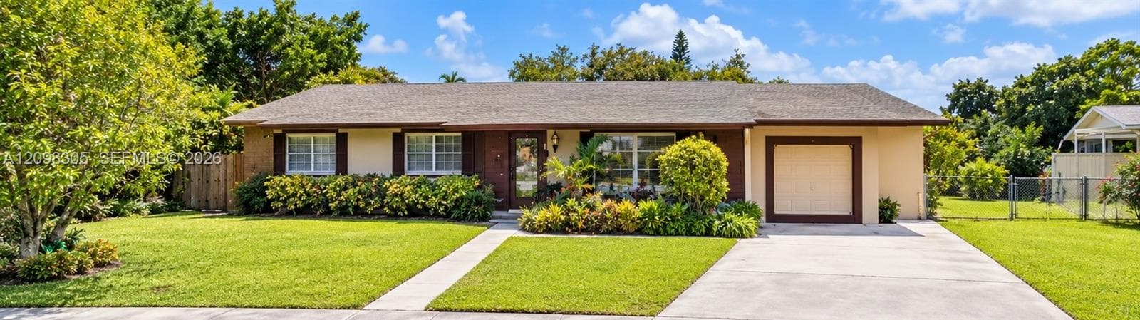 11950 SW 26th Ter photo 2