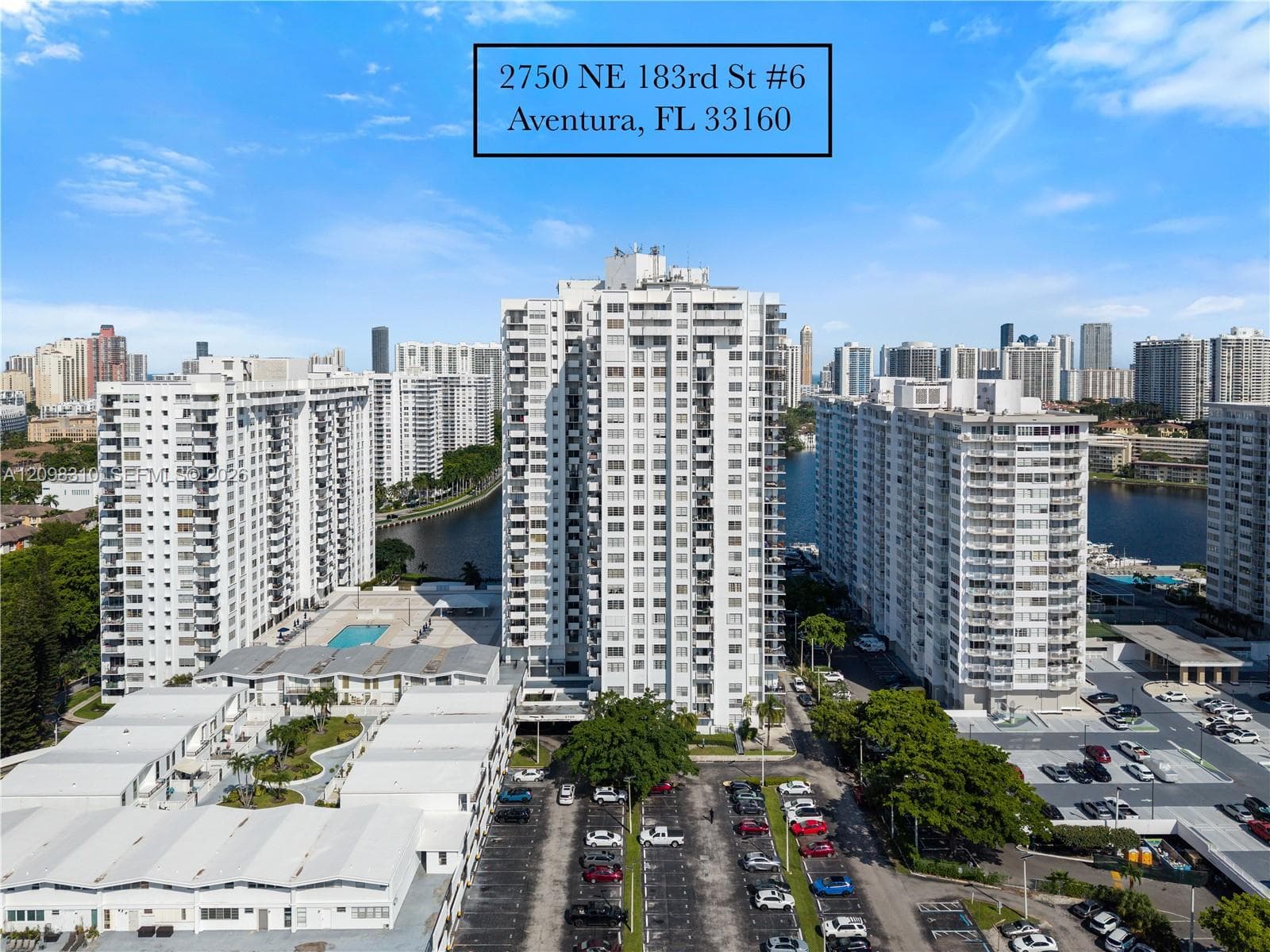 COMMODORE PLAZA CONDO · #PH06 in Aventura - Photo 4
