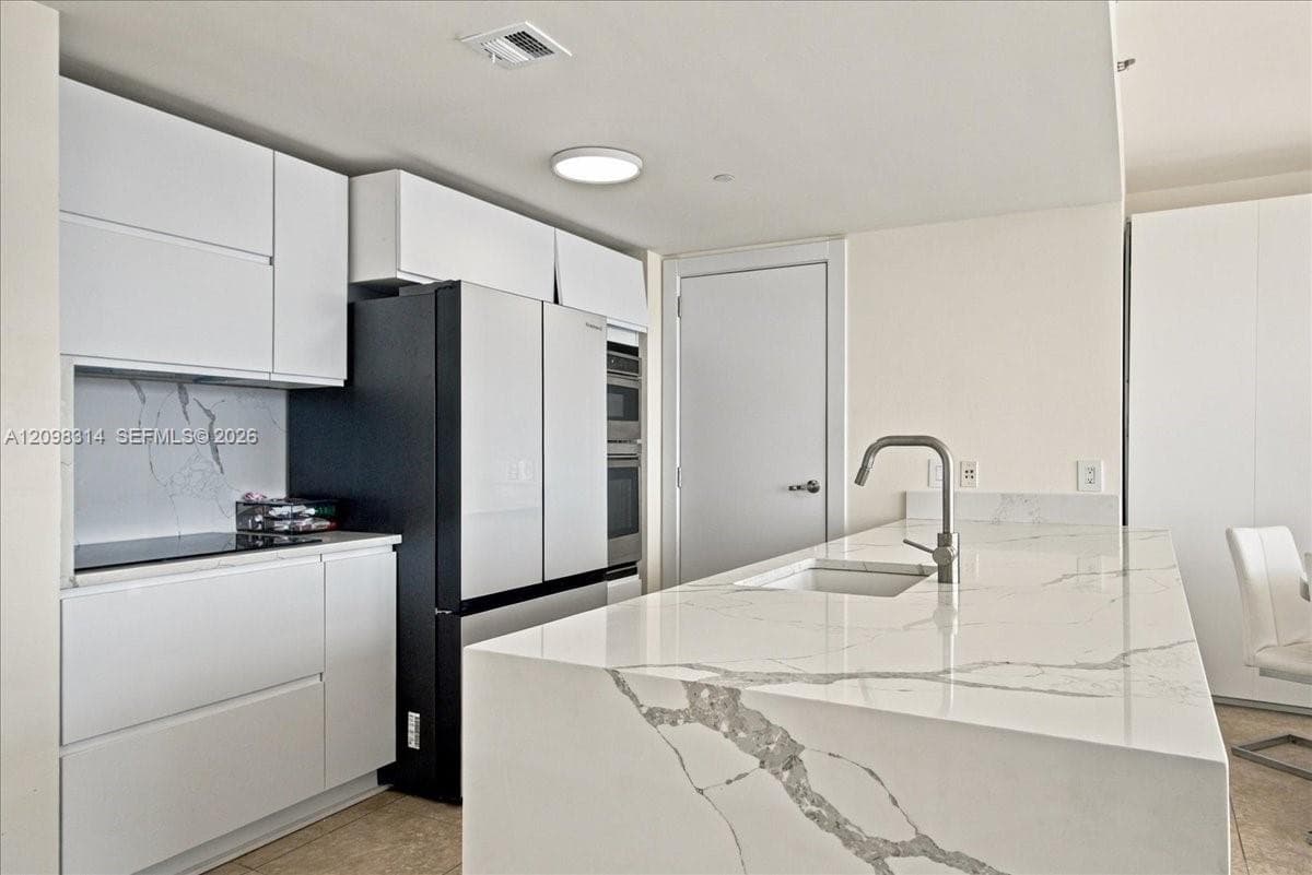 BEACH CLUB TWO CONDO · #3607 in Hallandale Beach - Photo 7
