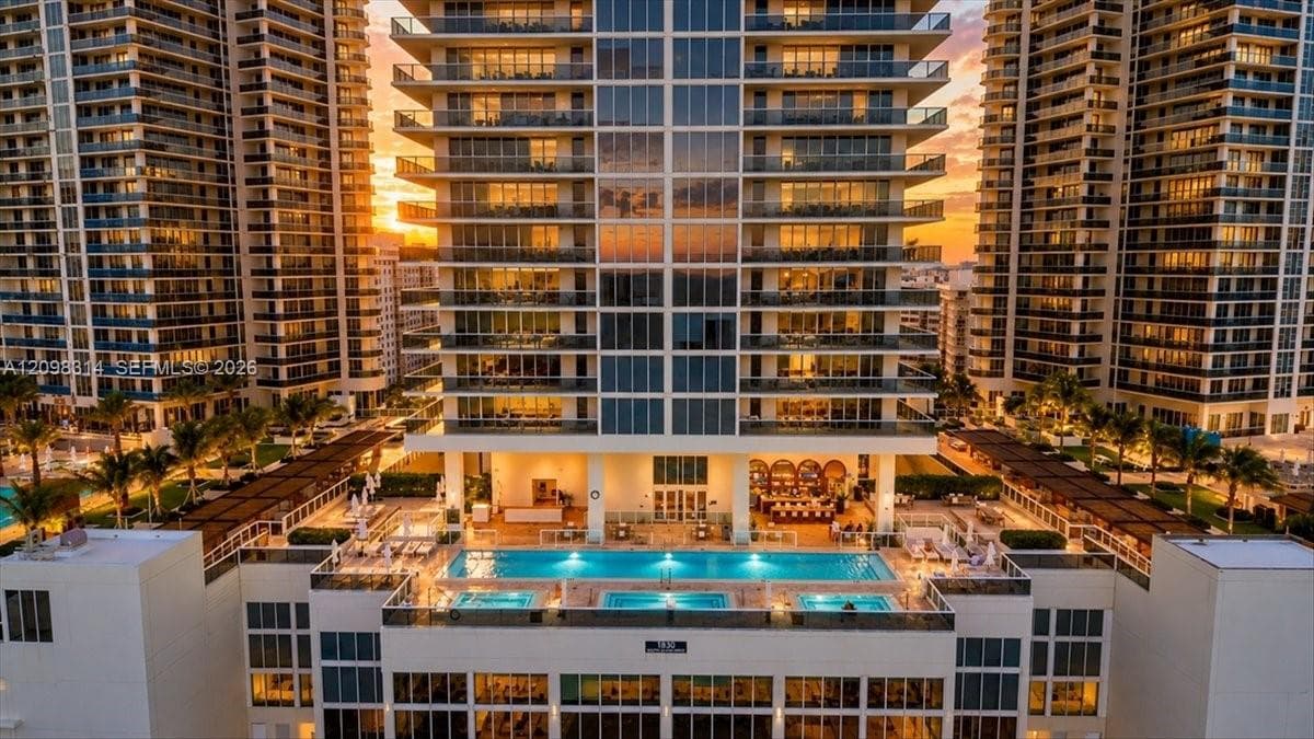 BEACH CLUB TWO CONDO · #3607 in Hallandale Beach - Photo 32