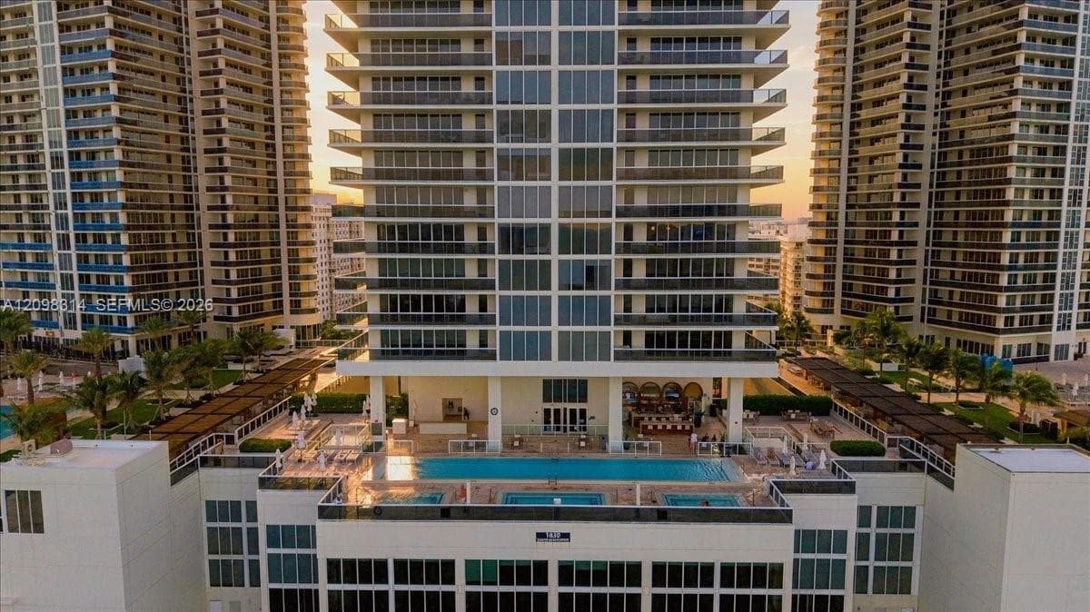 BEACH CLUB TWO CONDO · #3607 in Hallandale Beach - Photo 33
