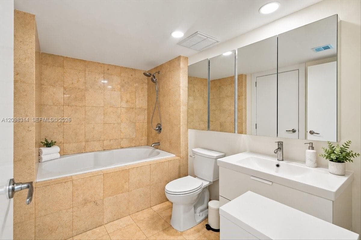 BEACH CLUB TWO CONDO · #3607 in Hallandale Beach - Photo 21