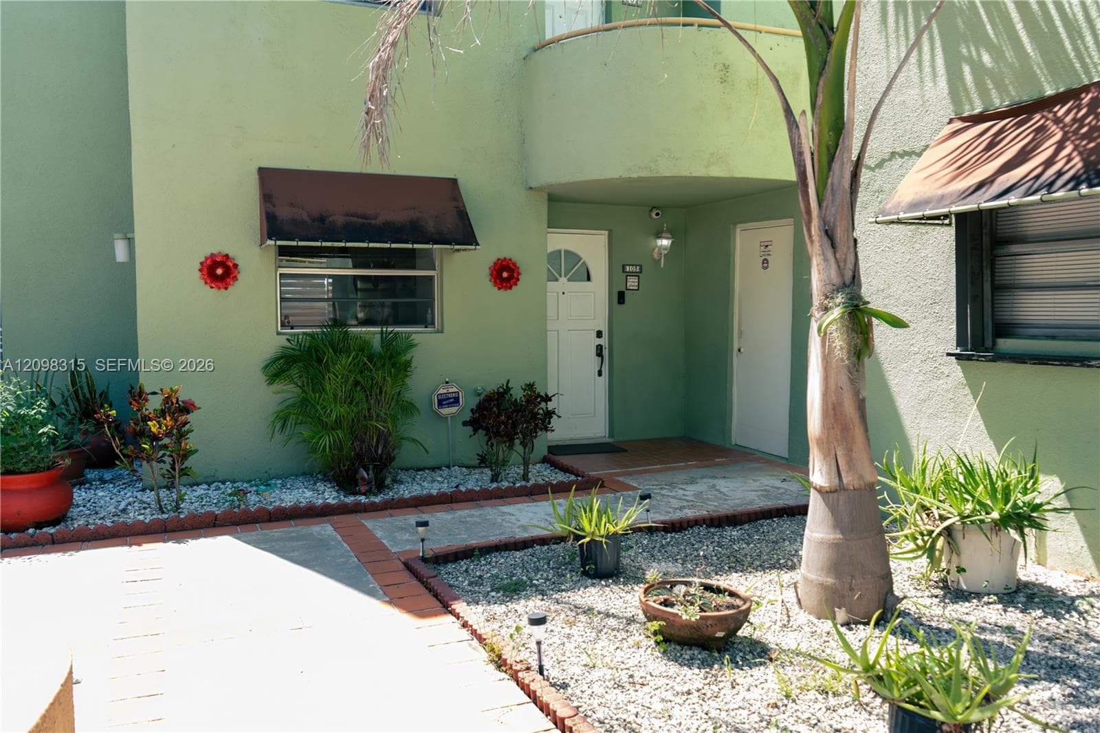 Patios West One · #105-1 in Miami - Photo 4