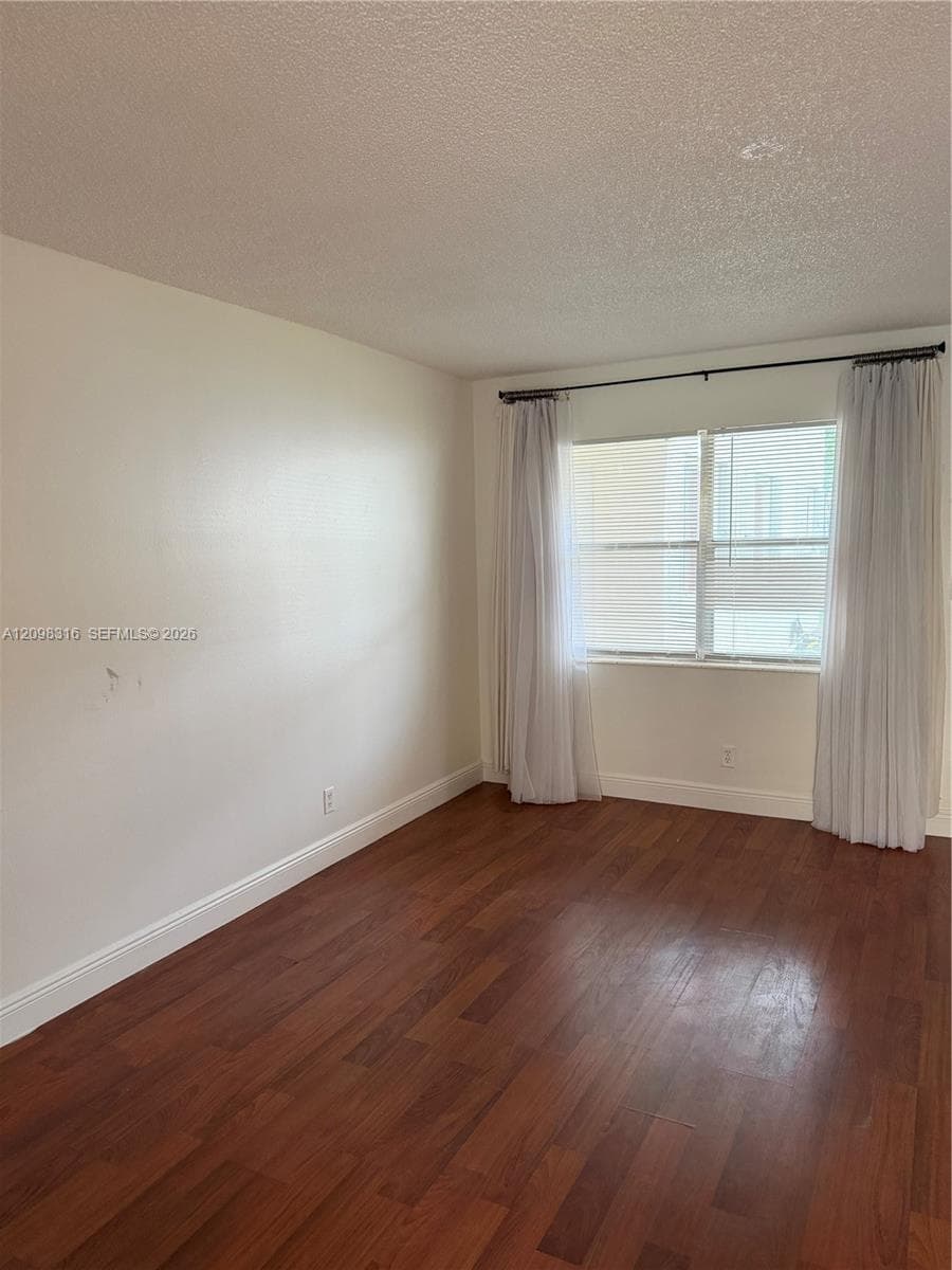 2200 Taylor St · #105 in Hollywood - Photo 13