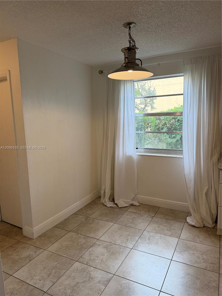 2200 Taylor St · #105 in Hollywood - Photo 14