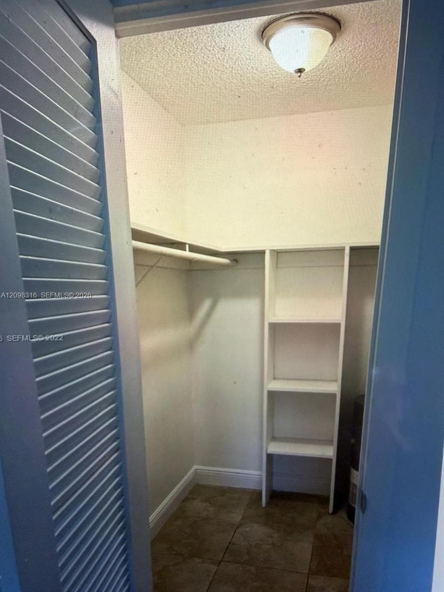 2200 Taylor St · #105 in Hollywood - Photo 4