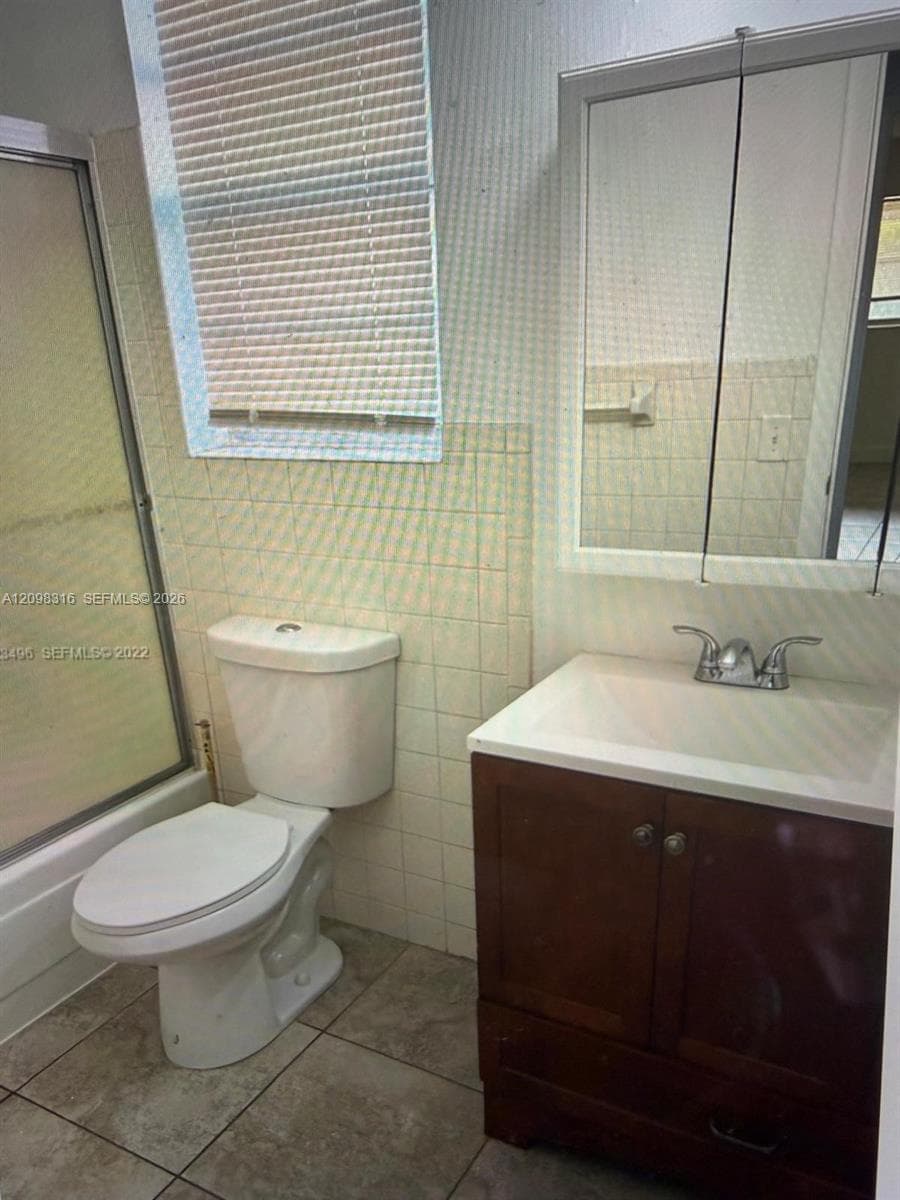 2200 Taylor St · #105 in Hollywood - Photo 8