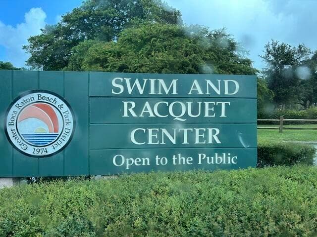 SWIM & RACQUET CENTER