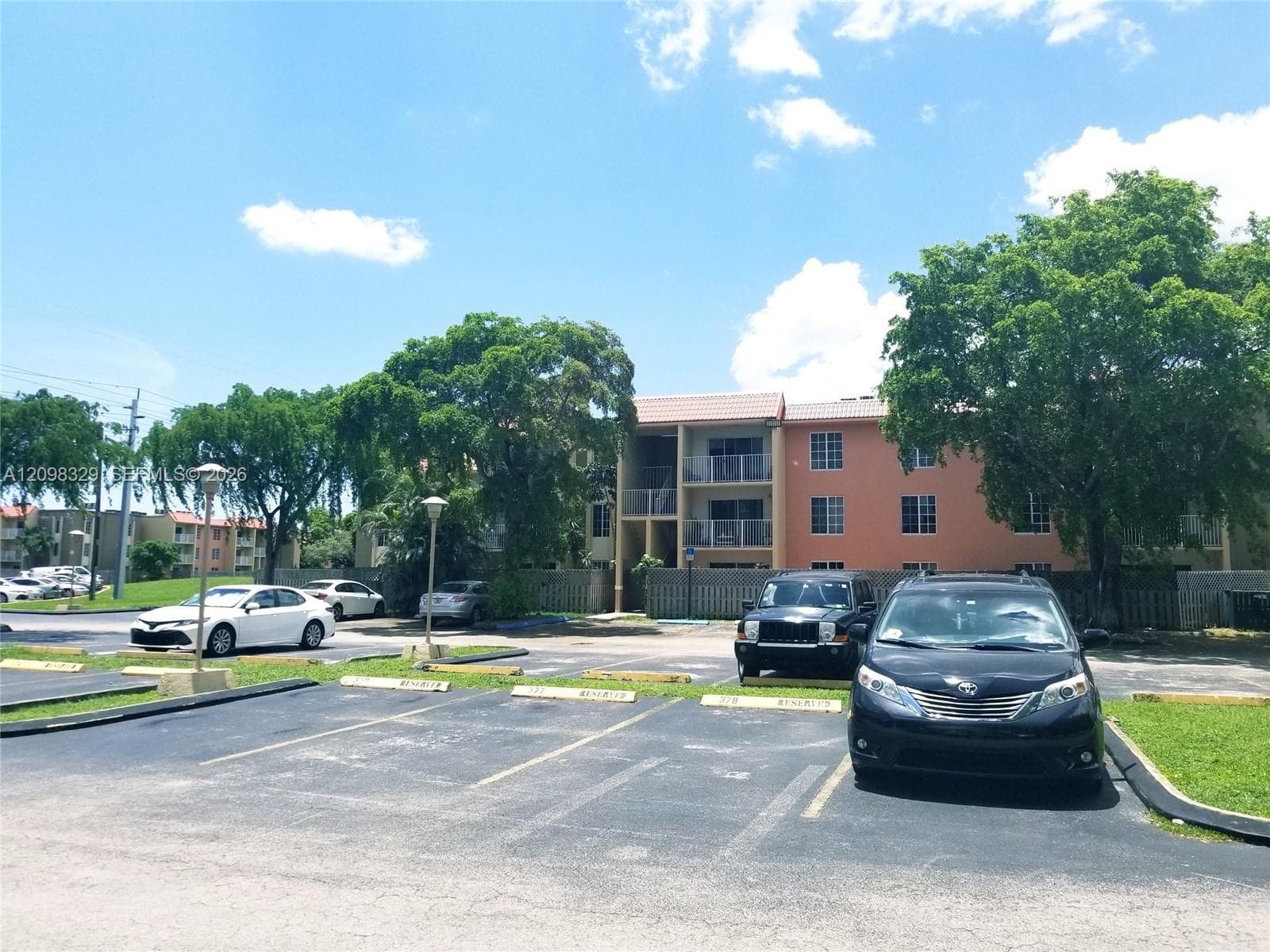 DORAL GARDENS II CONDO · #201 in Doral - Photo 23
