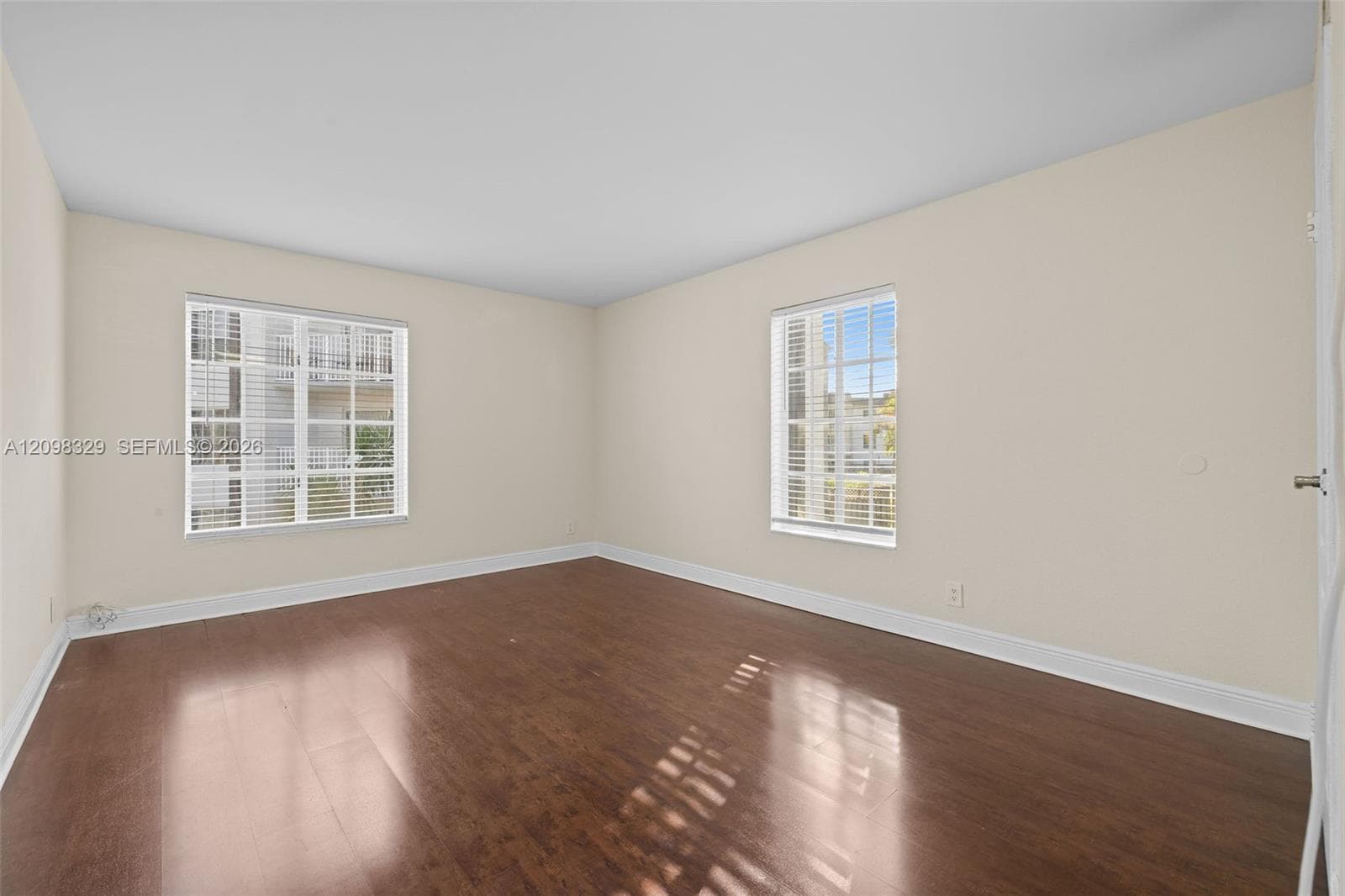 DORAL GARDENS II CONDO · #201 in Doral - Photo 9
