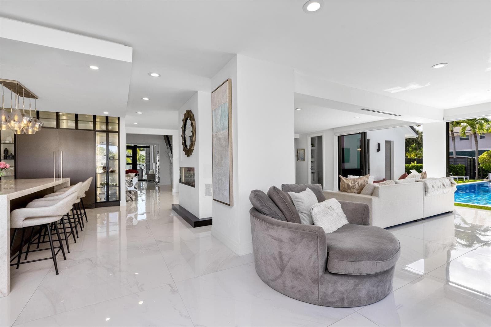 Family Room 6