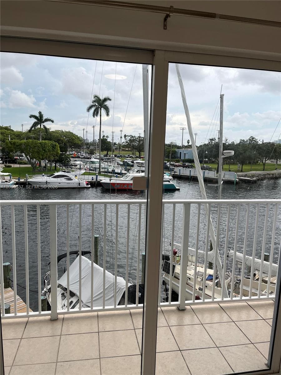 RIVER RUN SOUTH CONDO · #316 in Miami - Photo 18