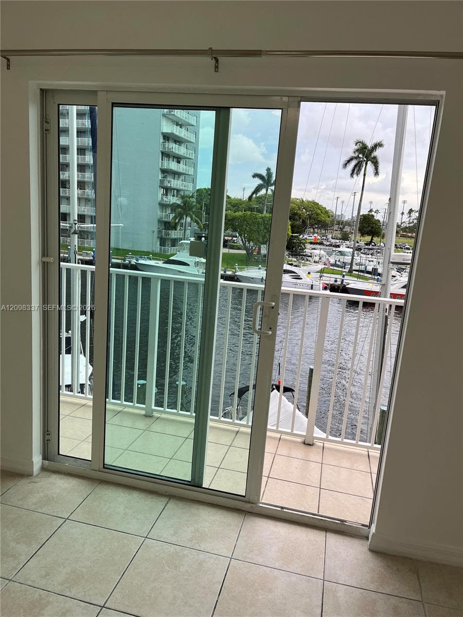 RIVER RUN SOUTH CONDO · #316 in Miami - Photo 11
